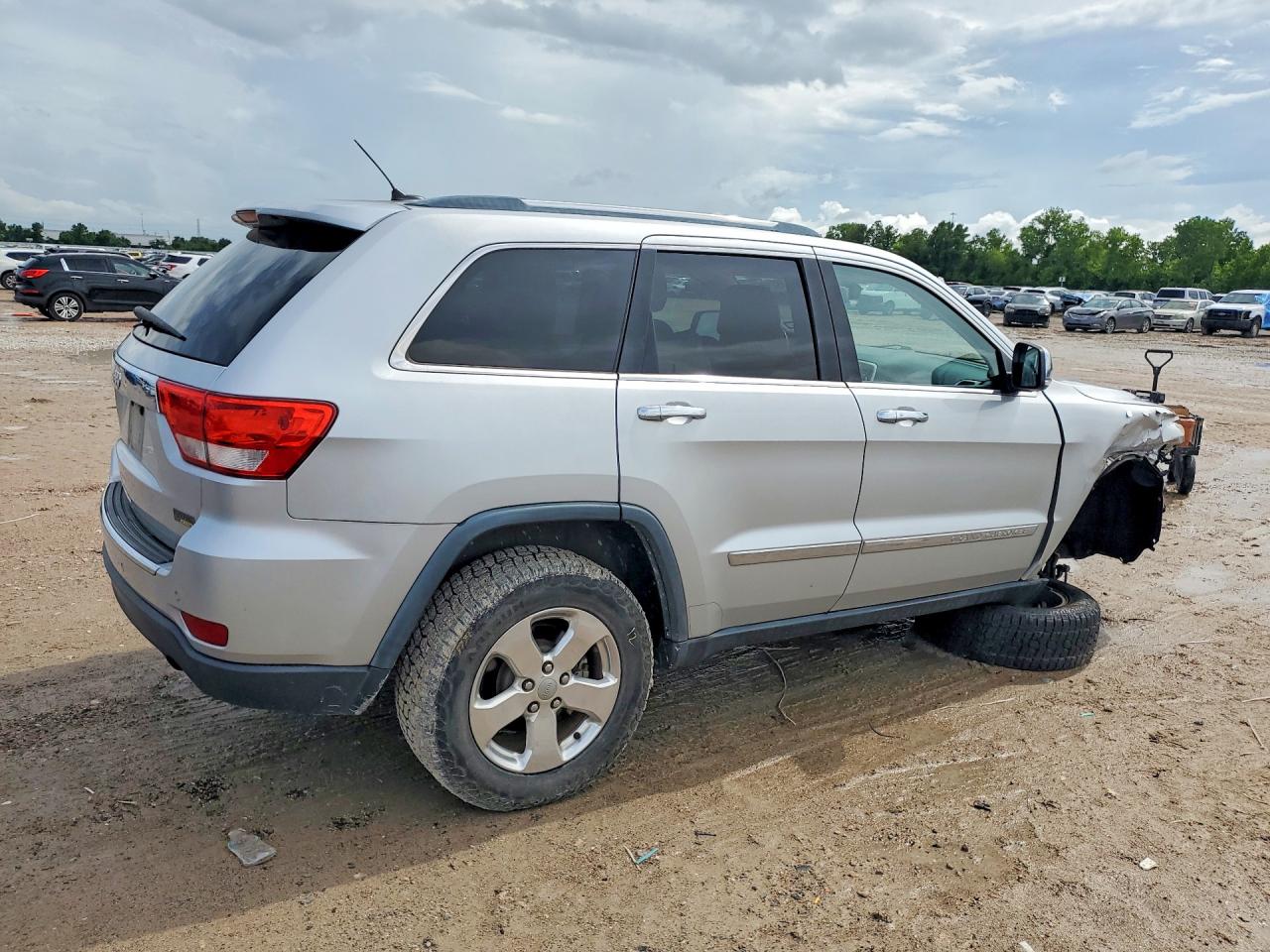 2012 Jeep Grand Cherokee Limited Серебряный vin: 1C4RJEBG4CC360242