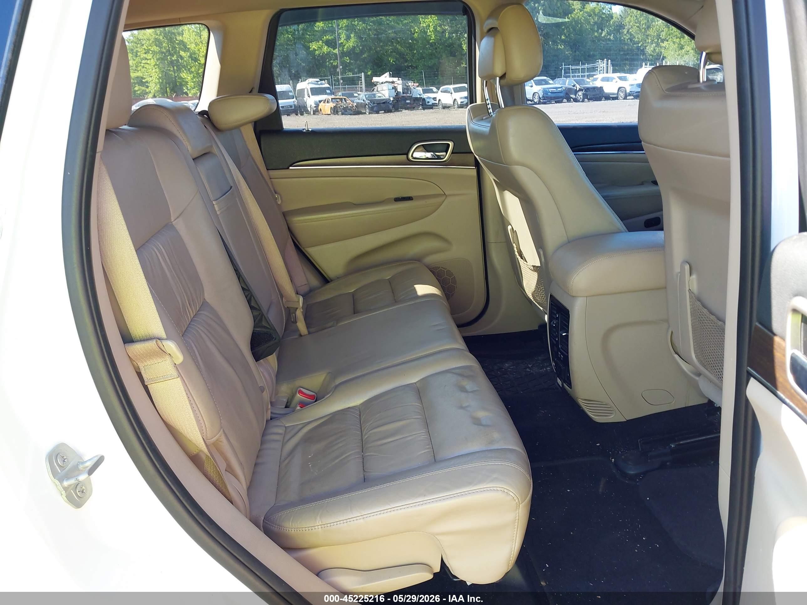 2015 Jeep Grand Cherokee Limited White vin: 1C4RJEBG4FC688328
