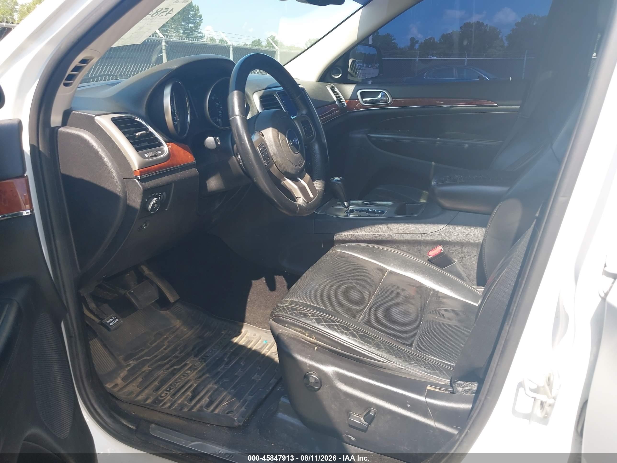 2013 Jeep Grand Cherokee Limited White vin: 1C4RJEBG5DC642892