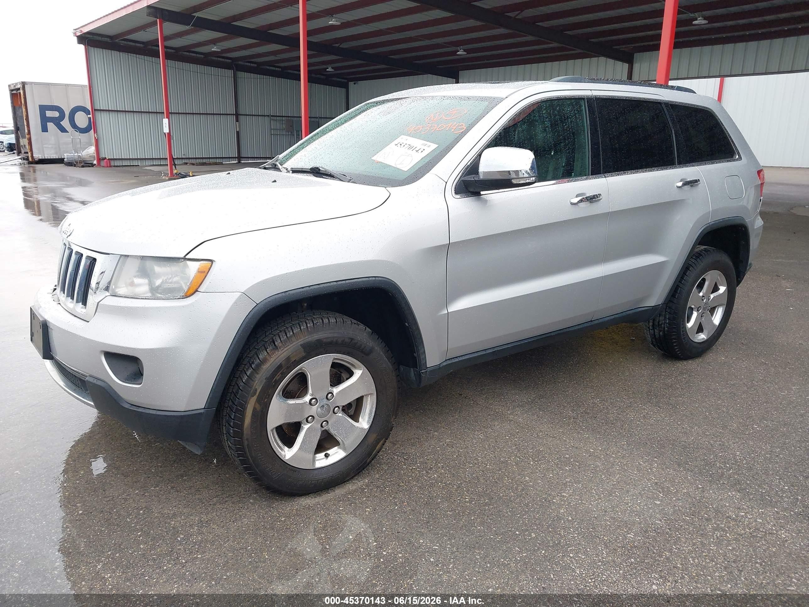 2013 Jeep Grand Cherokee Limited Серебряный vin: 1C4RJEBG5DC646571