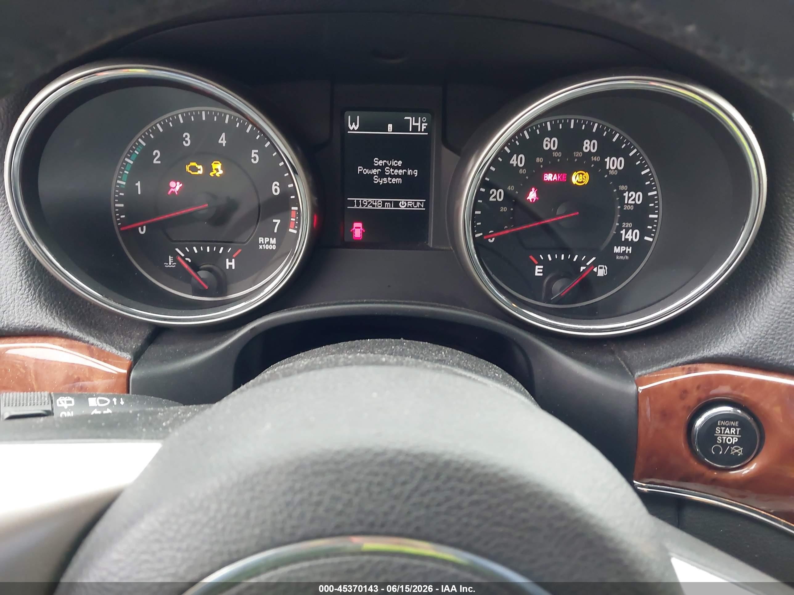 2013 Jeep Grand Cherokee Limited Серебряный vin: 1C4RJEBG5DC646571