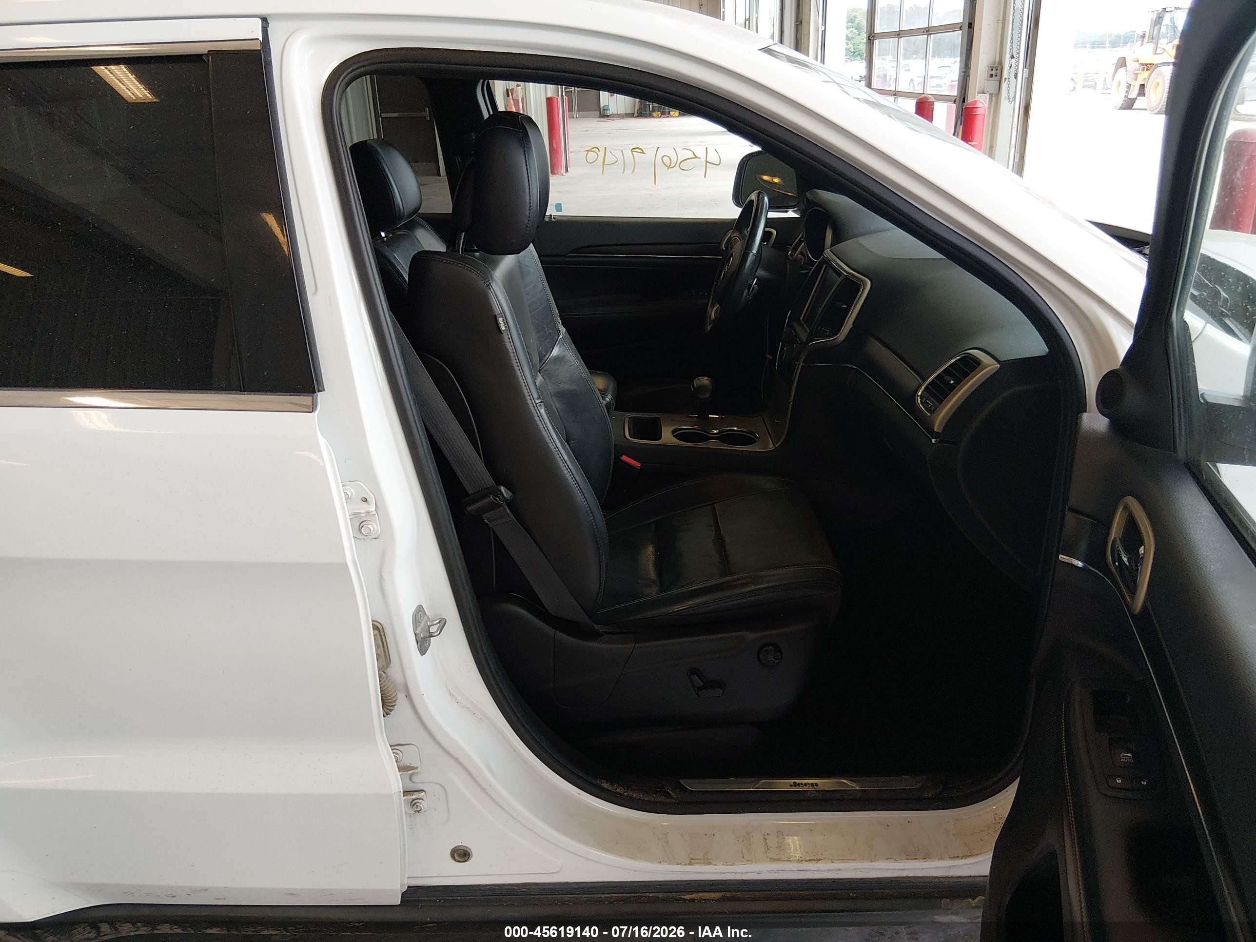 2014 Jeep Grand Cherokee Limited White vin: 1C4RJEBG5EC281441
