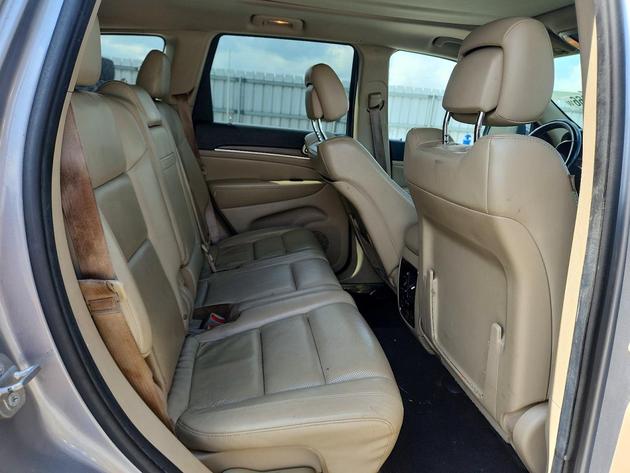 2014 Jeep Grand Cherokee Limited Silver vin: 1C4RJEBG5EC290107