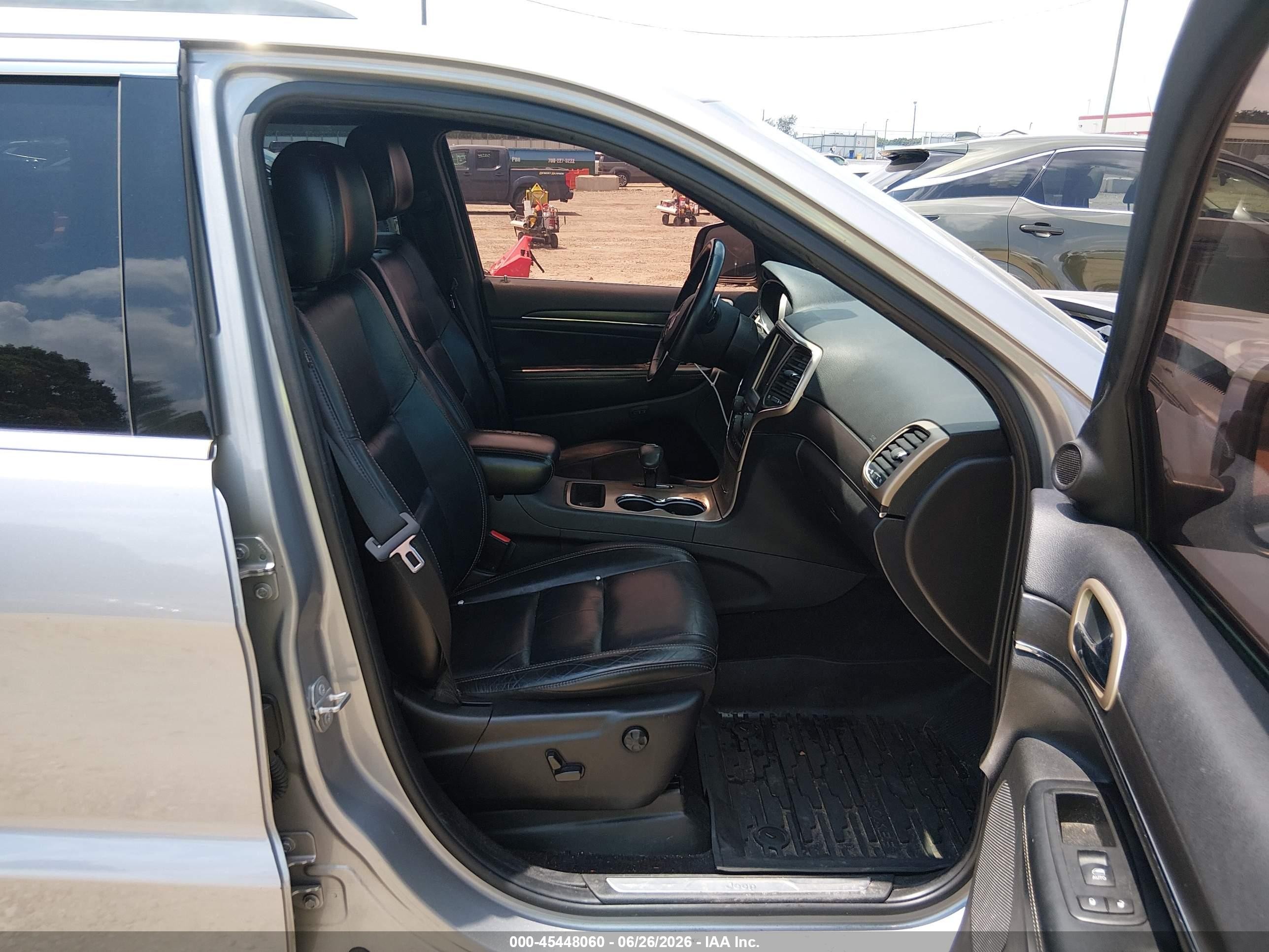 2015 Jeep Grand Cherokee Limited Silver vin: 1C4RJEBG5FC175346