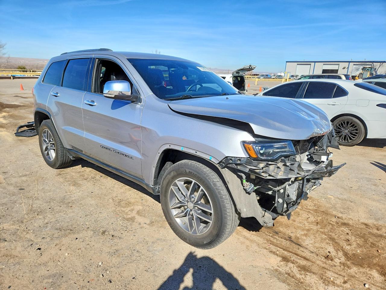 2017 Jeep Grand Cherokee Limited Серебряный vin: 1C4RJEBG5HC702689