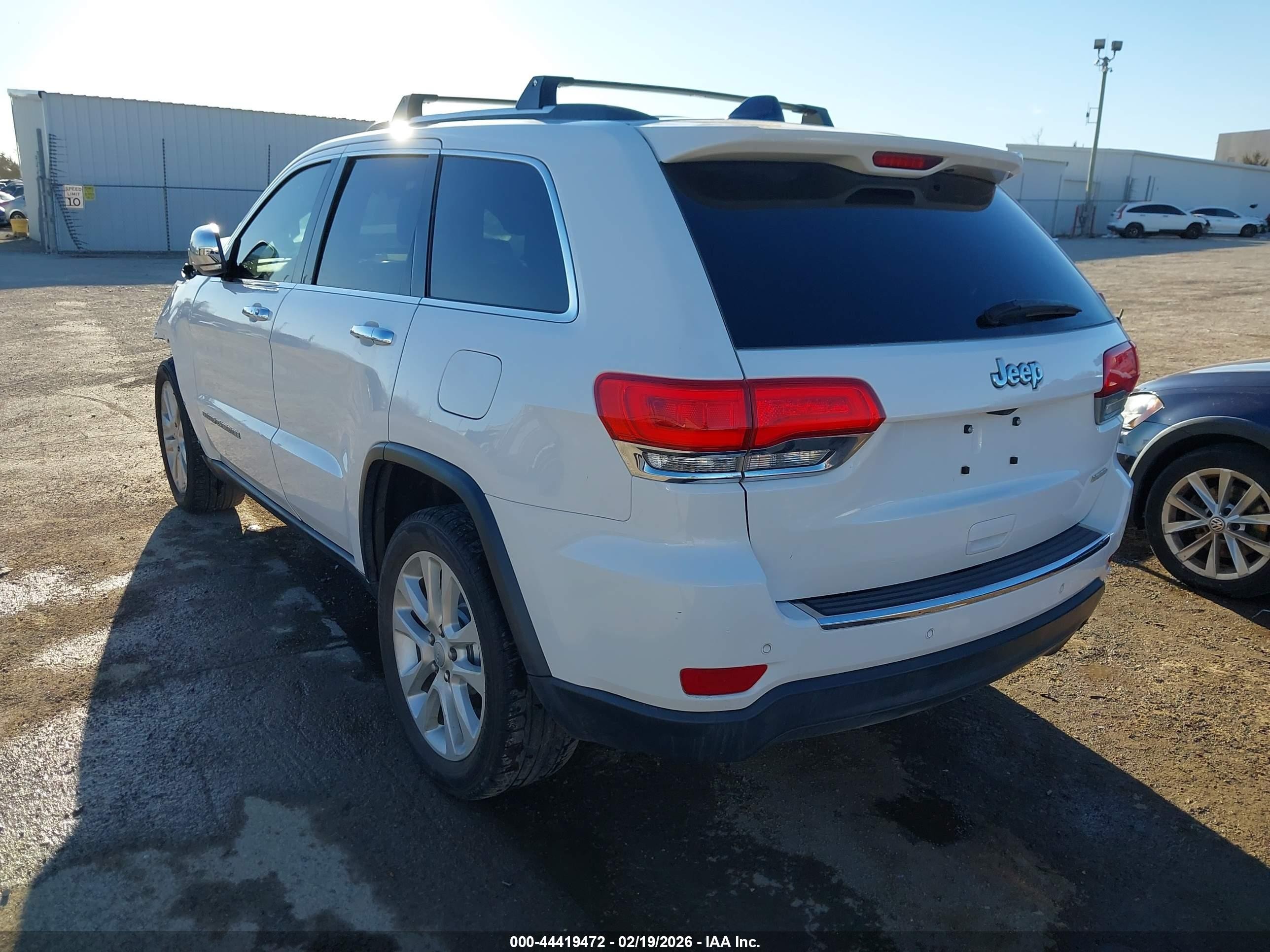 2017 Jeep Grand Cherokee Limited 4x2 White vin: 1C4RJEBG5HC756946