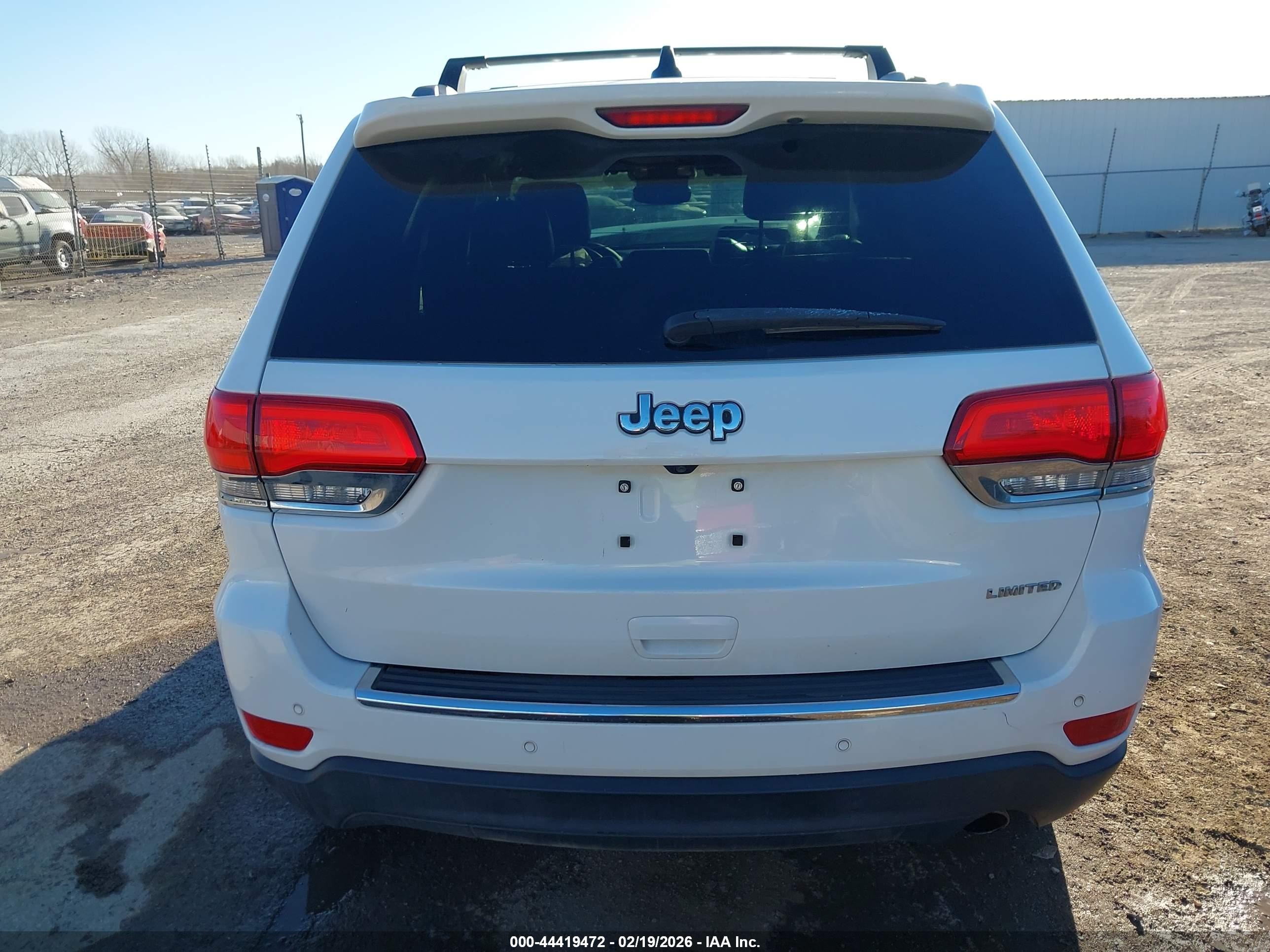 2017 Jeep Grand Cherokee Limited 4x2 White vin: 1C4RJEBG5HC756946