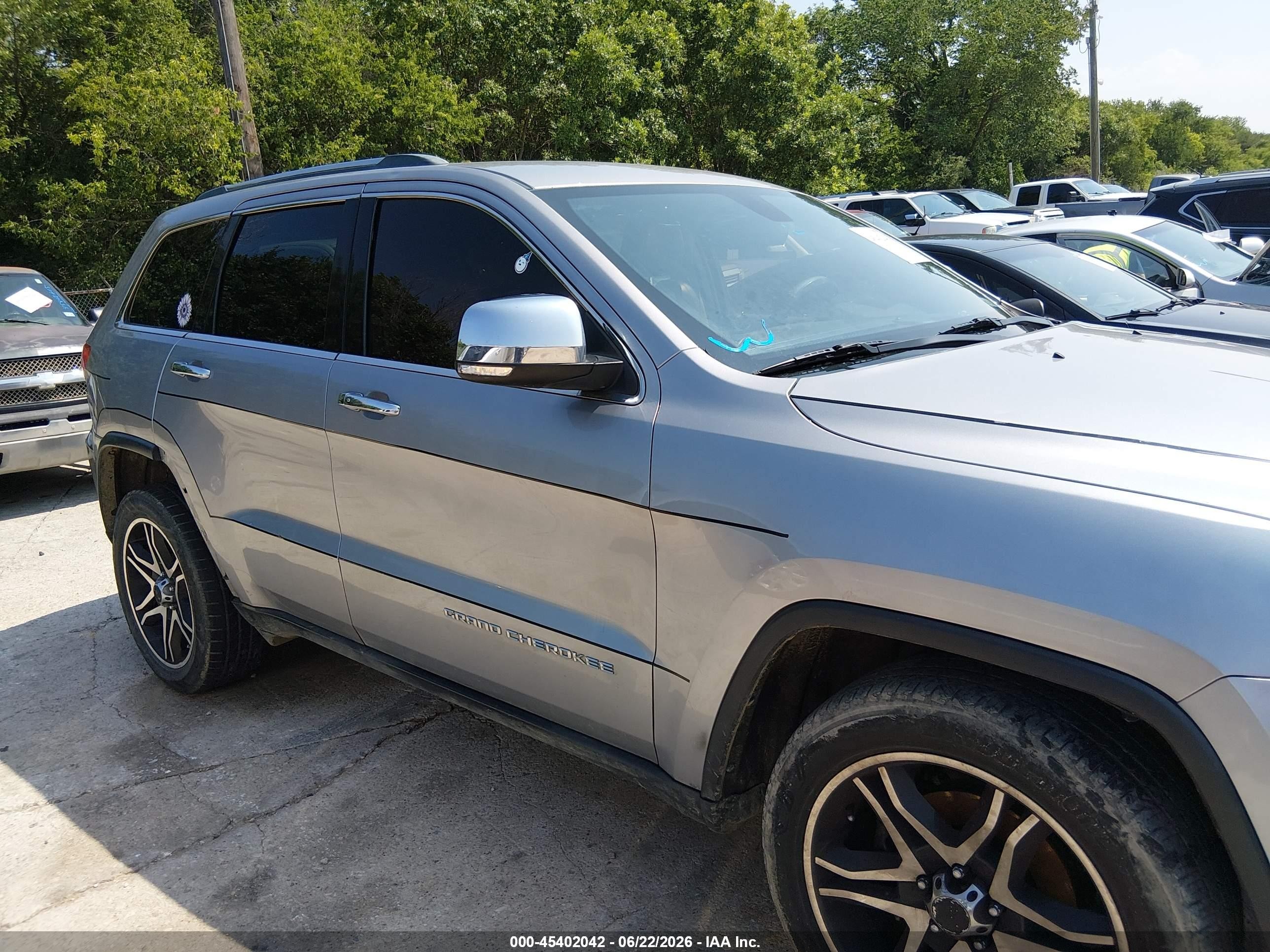 2014 Jeep Grand Cherokee Limited Silver vin: 1C4RJEBG6EC509169