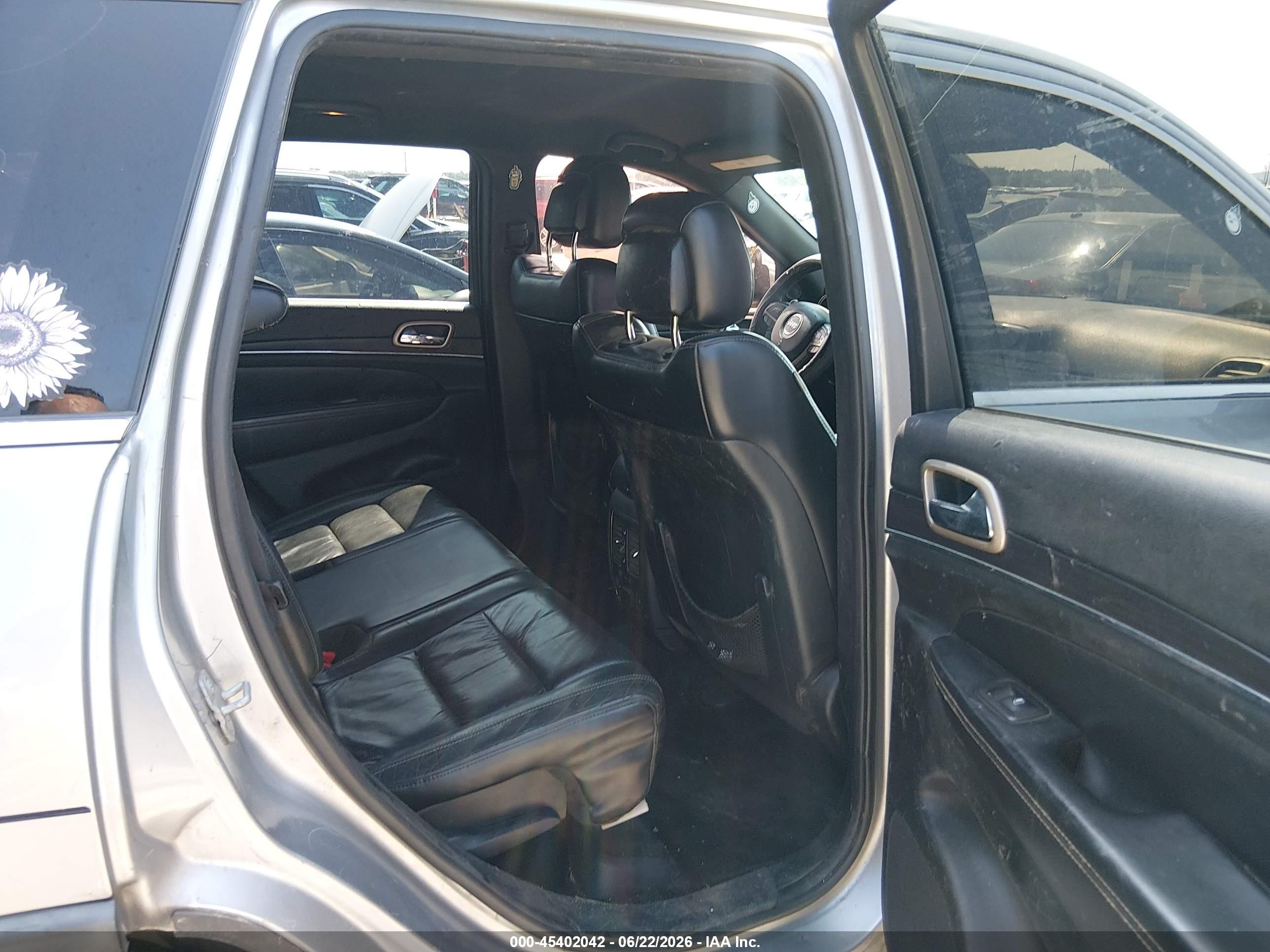 2014 Jeep Grand Cherokee Limited Silver vin: 1C4RJEBG6EC509169