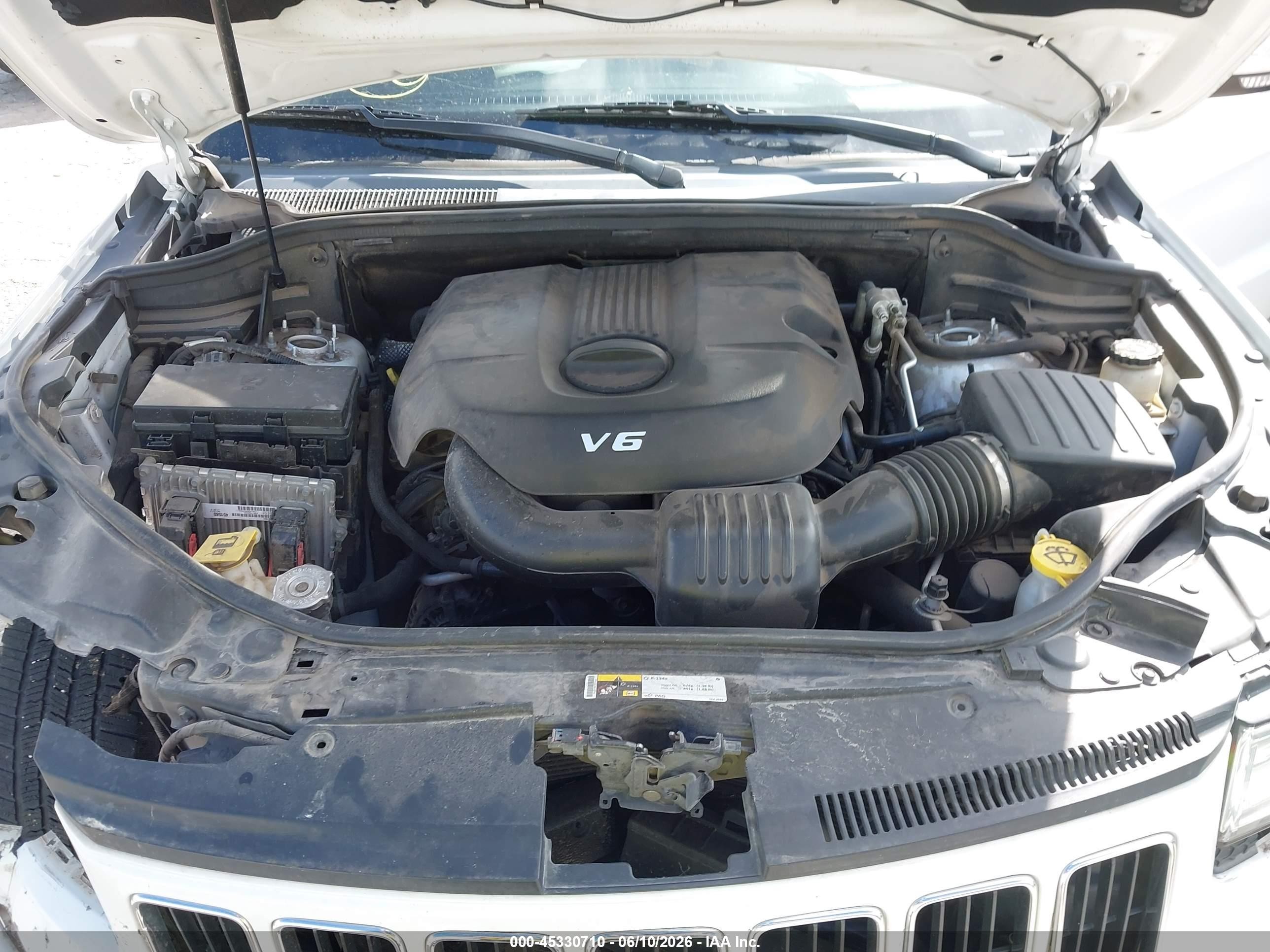 2014 Jeep Grand Cherokee Limited White vin: 1C4RJEBG6EC560011