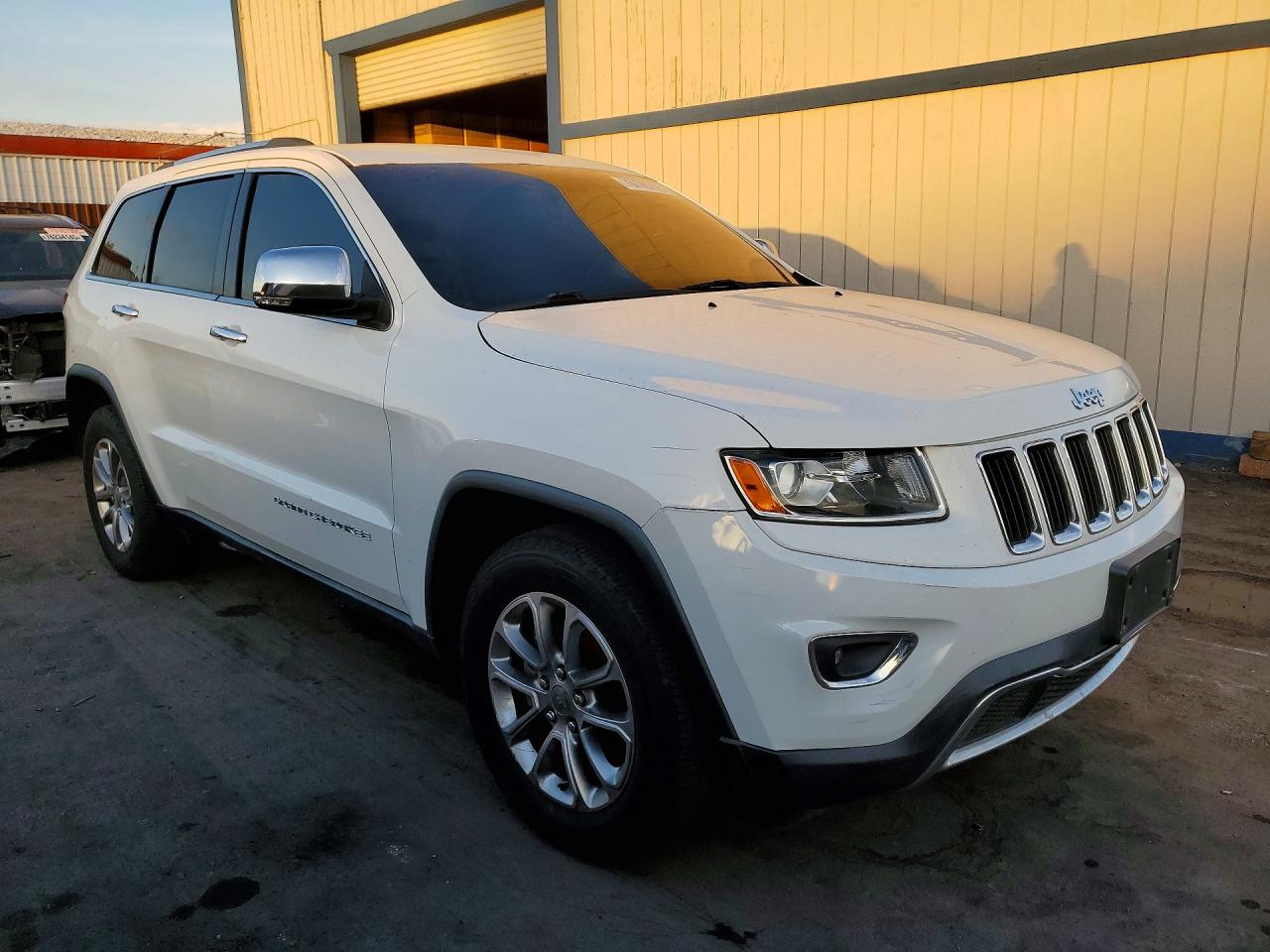 2014 Jeep Grand Cherokee Limited White vin: 1C4RJEBG6EC581005