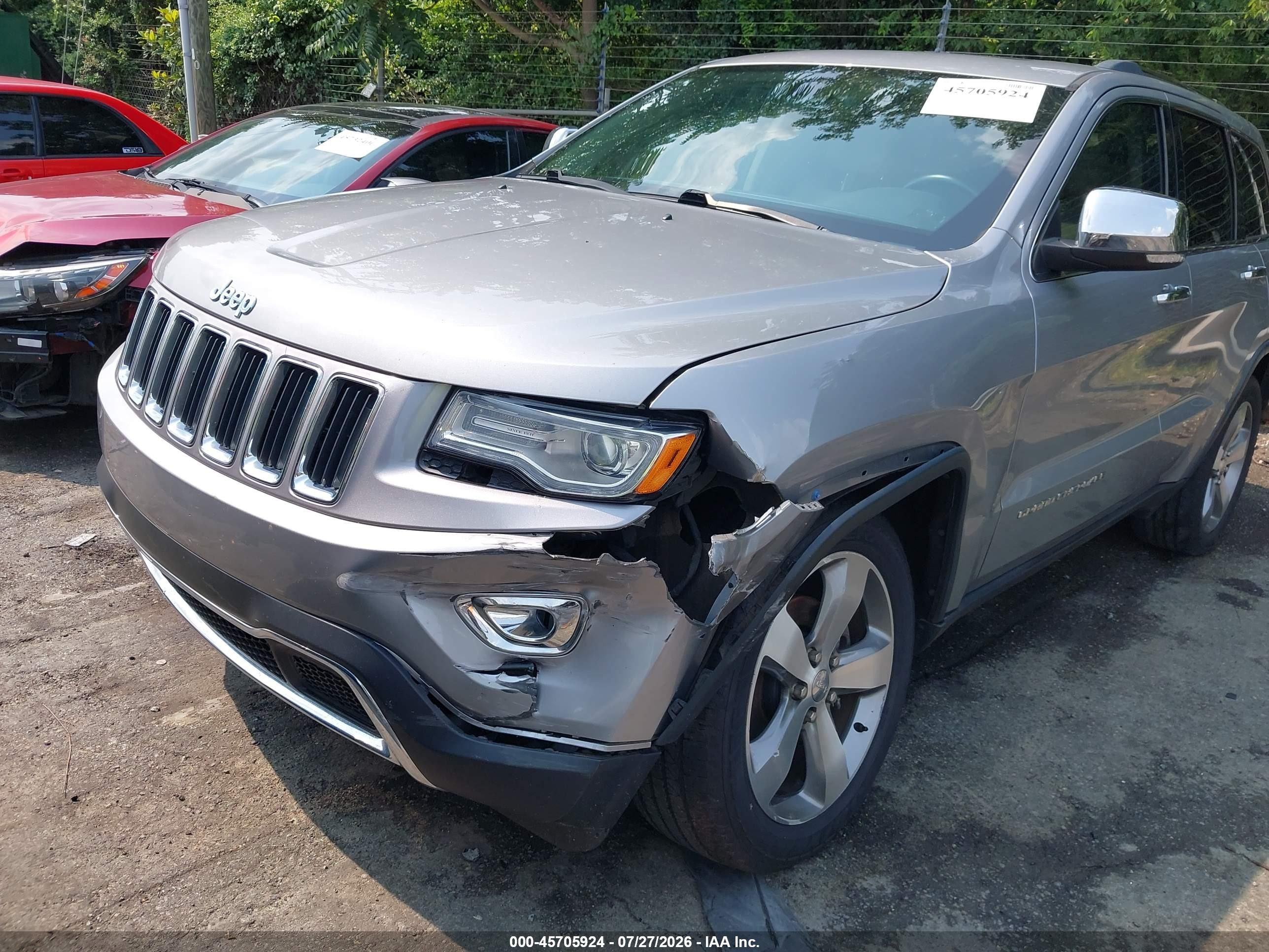 2015 Jeep Grand Cherokee Limited Silver vin: 1C4RJEBG6FC614084