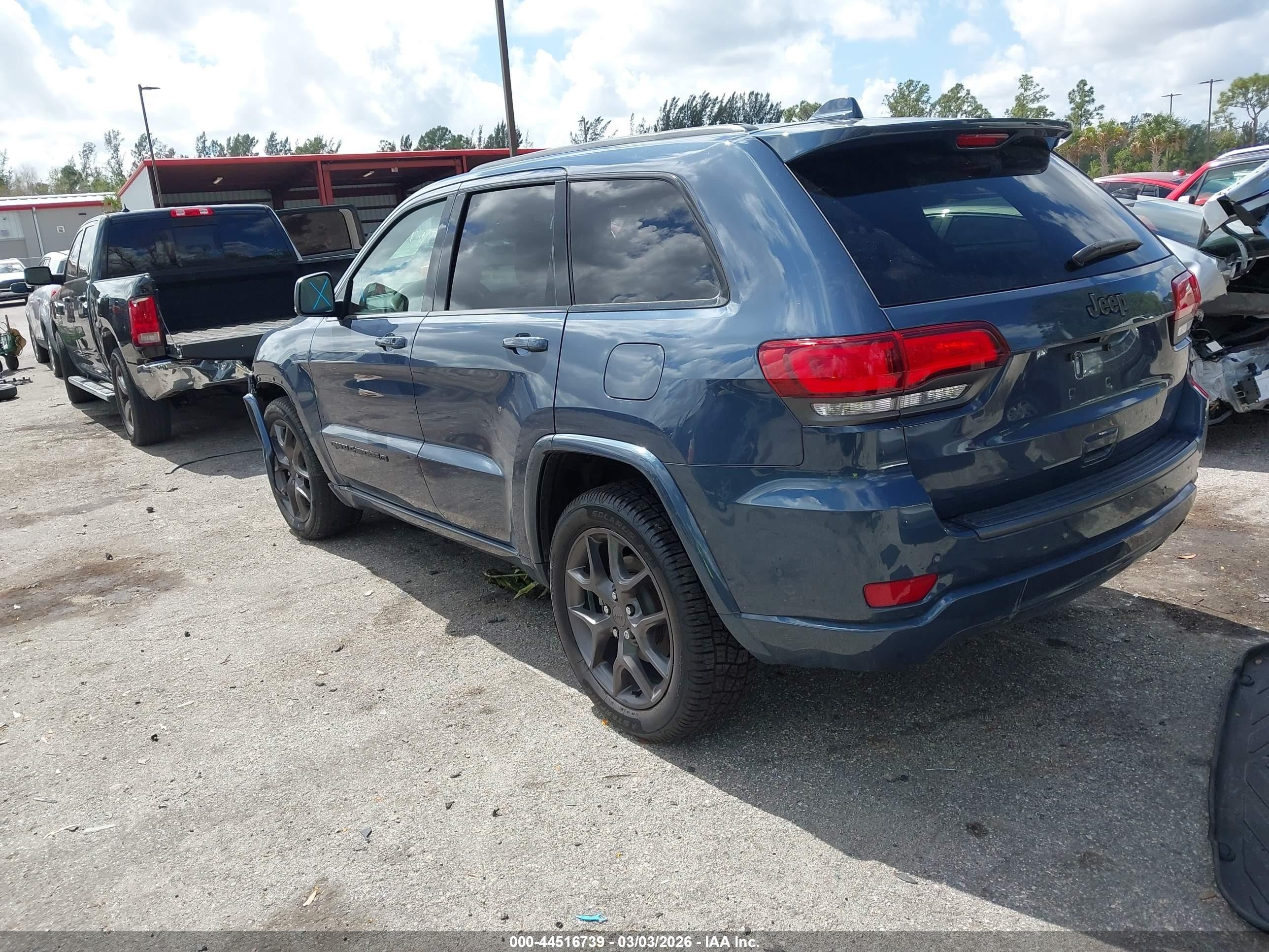 2021 Jeep Grand Cherokee 80th Anniversary 4x2 Light Blue vin: 1C4RJEBG6MC802794