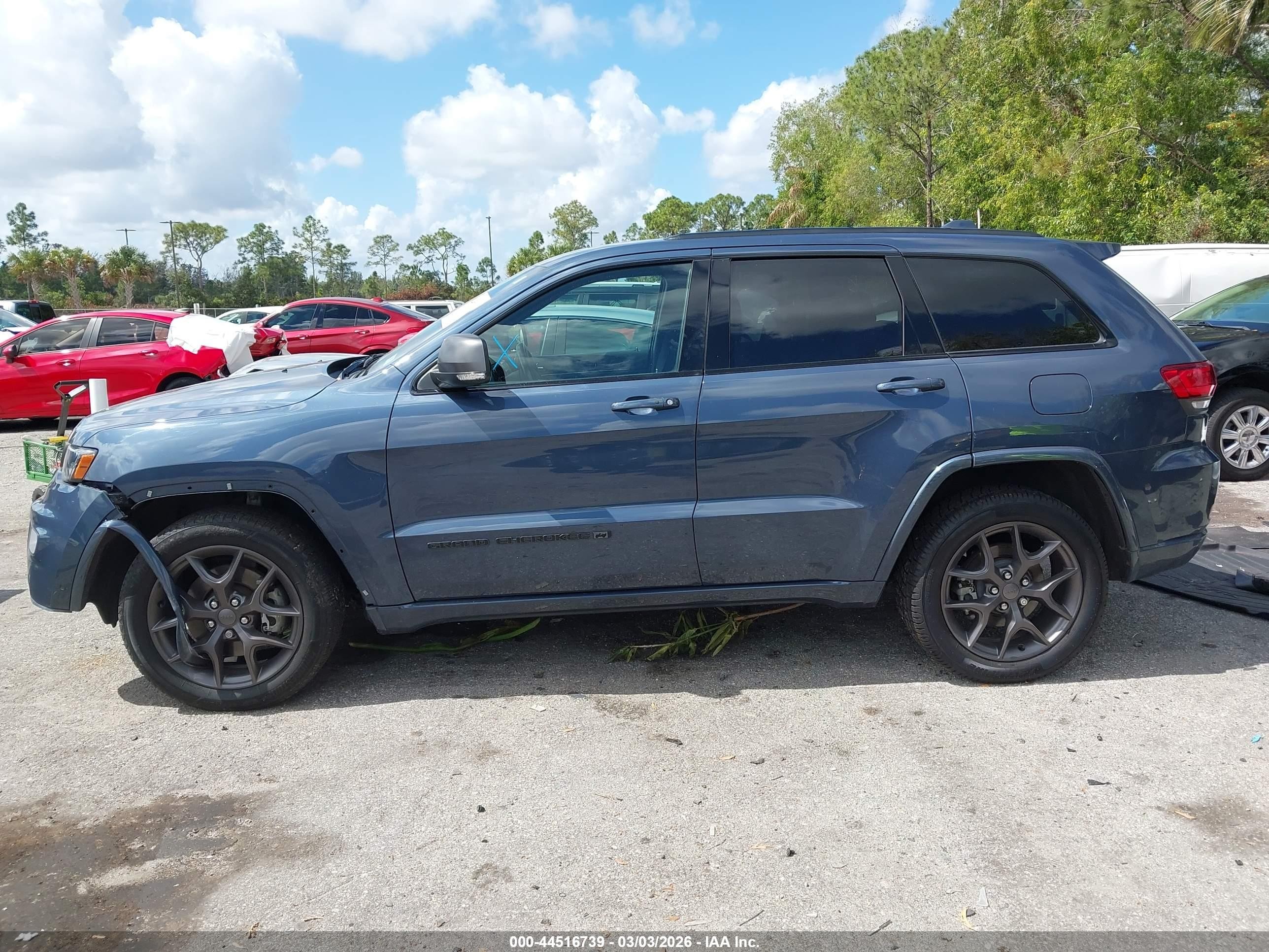2021 Jeep Grand Cherokee 80th Anniversary 4x2 Light Blue vin: 1C4RJEBG6MC802794