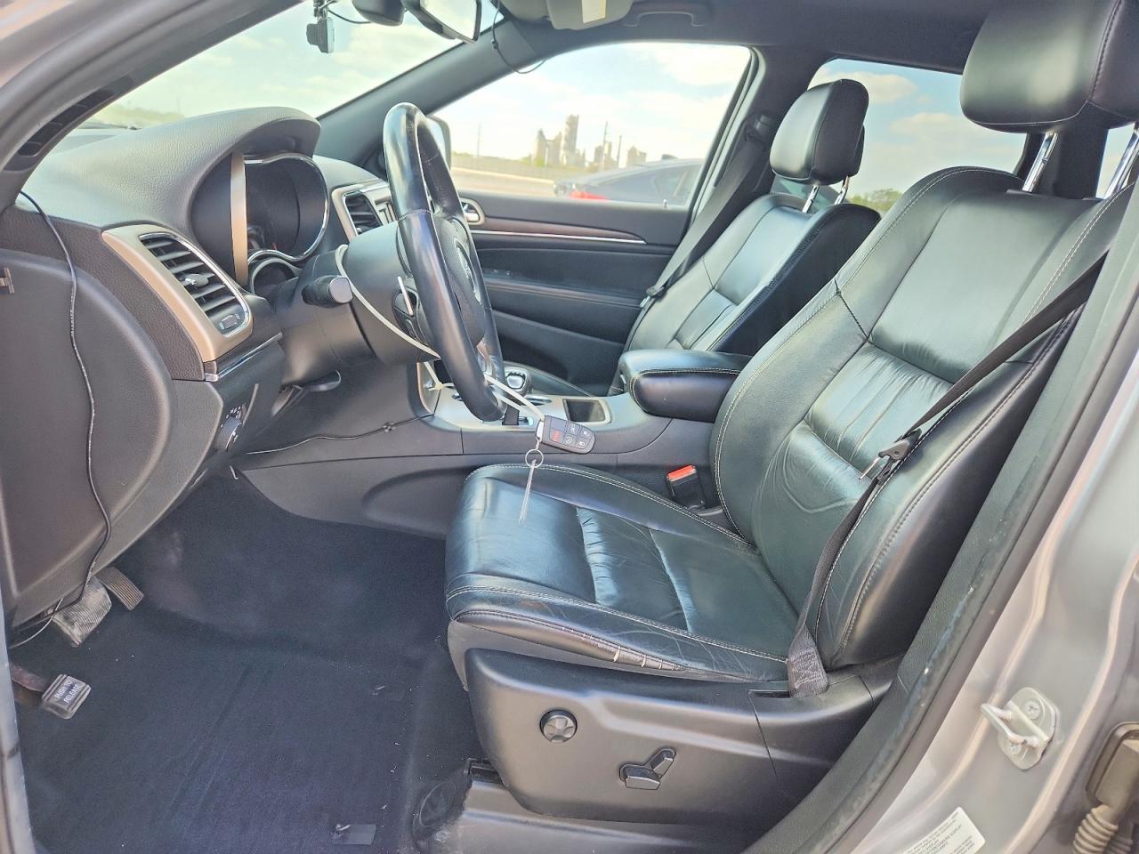 2014 Jeep Grand Cherokee Limited Silver vin: 1C4RJEBG7EC436877