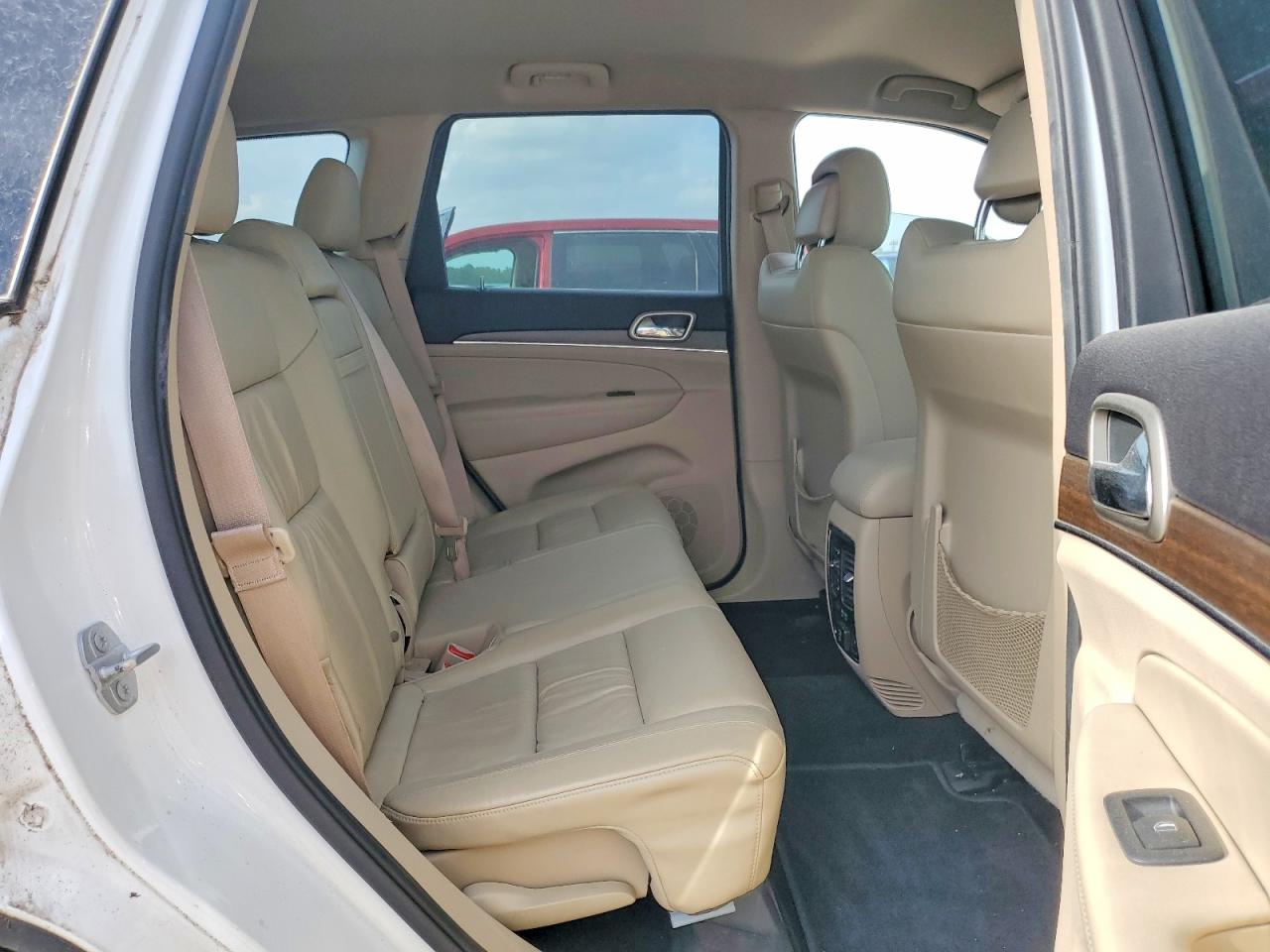 2015 Jeep Grand Cherokee Limited White vin: 1C4RJEBG7FC113415