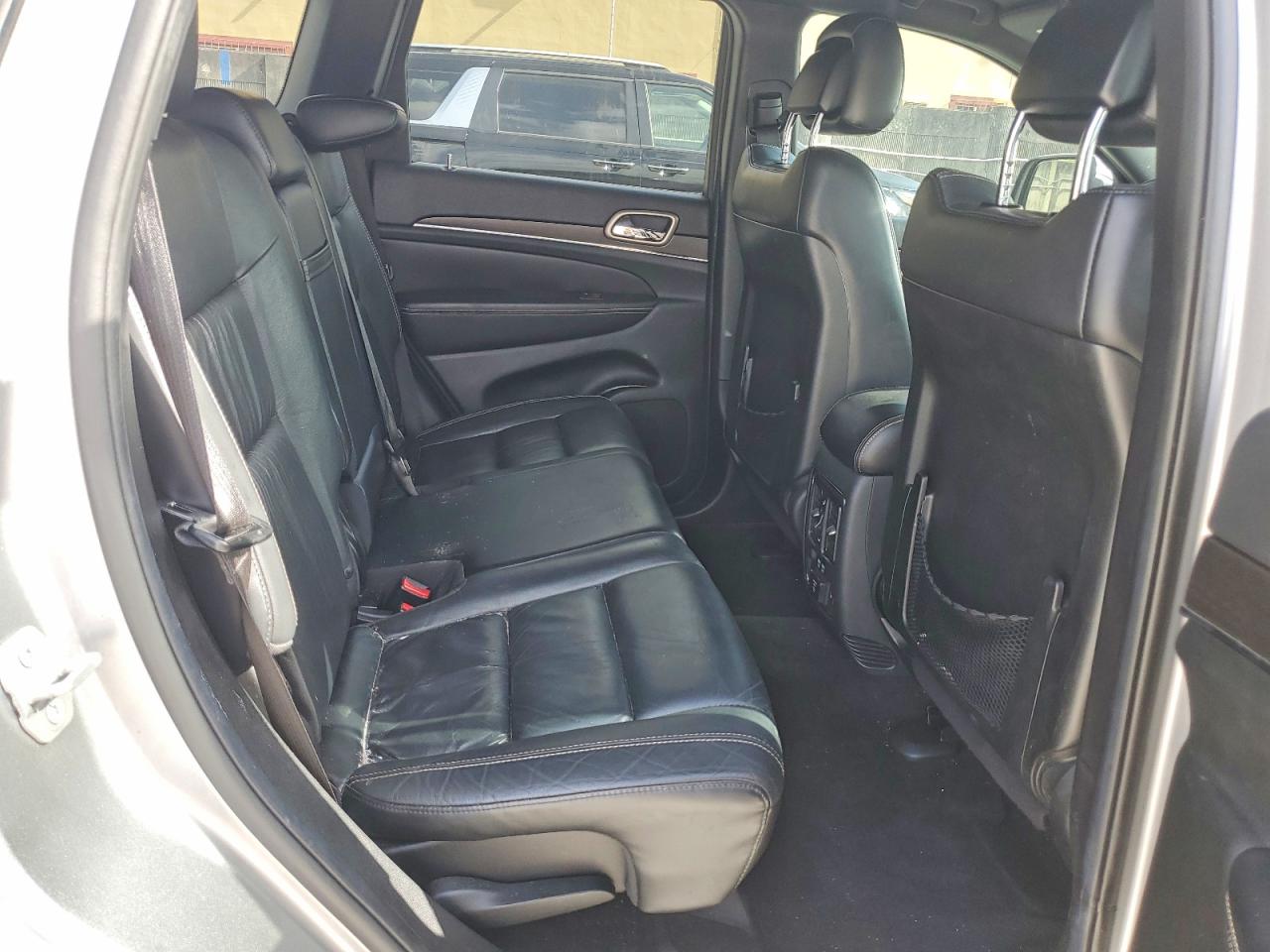 2015 Jeep Grand Cherokee Limited Silver vin: 1C4RJEBG7FC629659