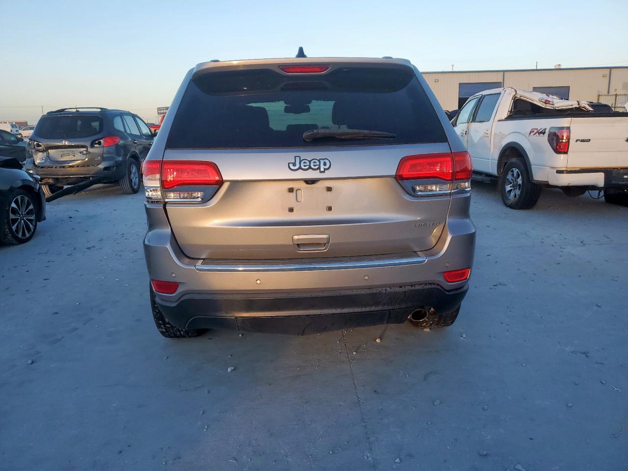 2015 Jeep Grand Cherokee Limited Gray vin: 1C4RJEBG7FC765399