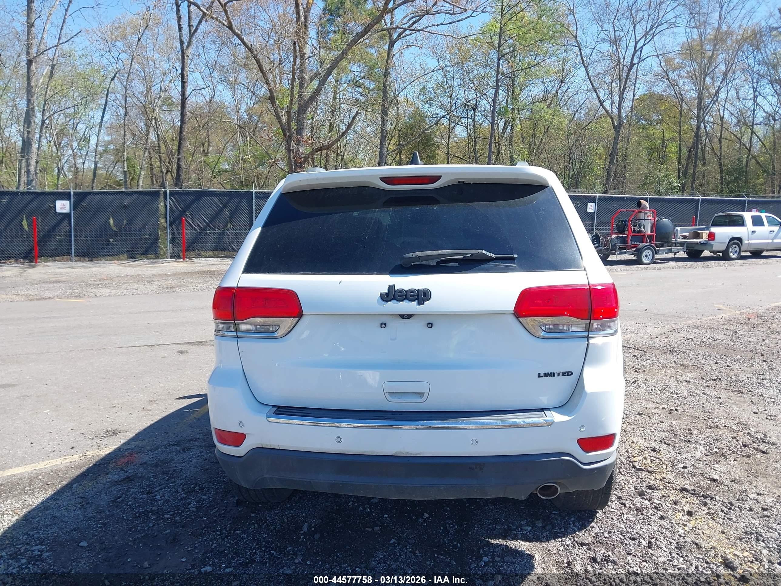 2015 Jeep Grand Cherokee Limited White vin: 1C4RJEBG7FC936135