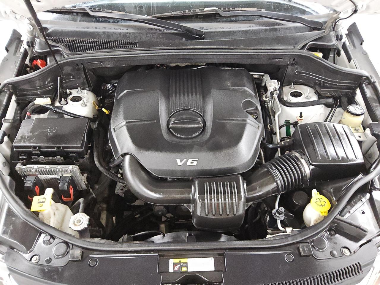 2014 Jeep Grand Cherokee Limited White vin: 1C4RJEBG8EC276542 Damage: Alternator/Generator, Broken, Replacement Required