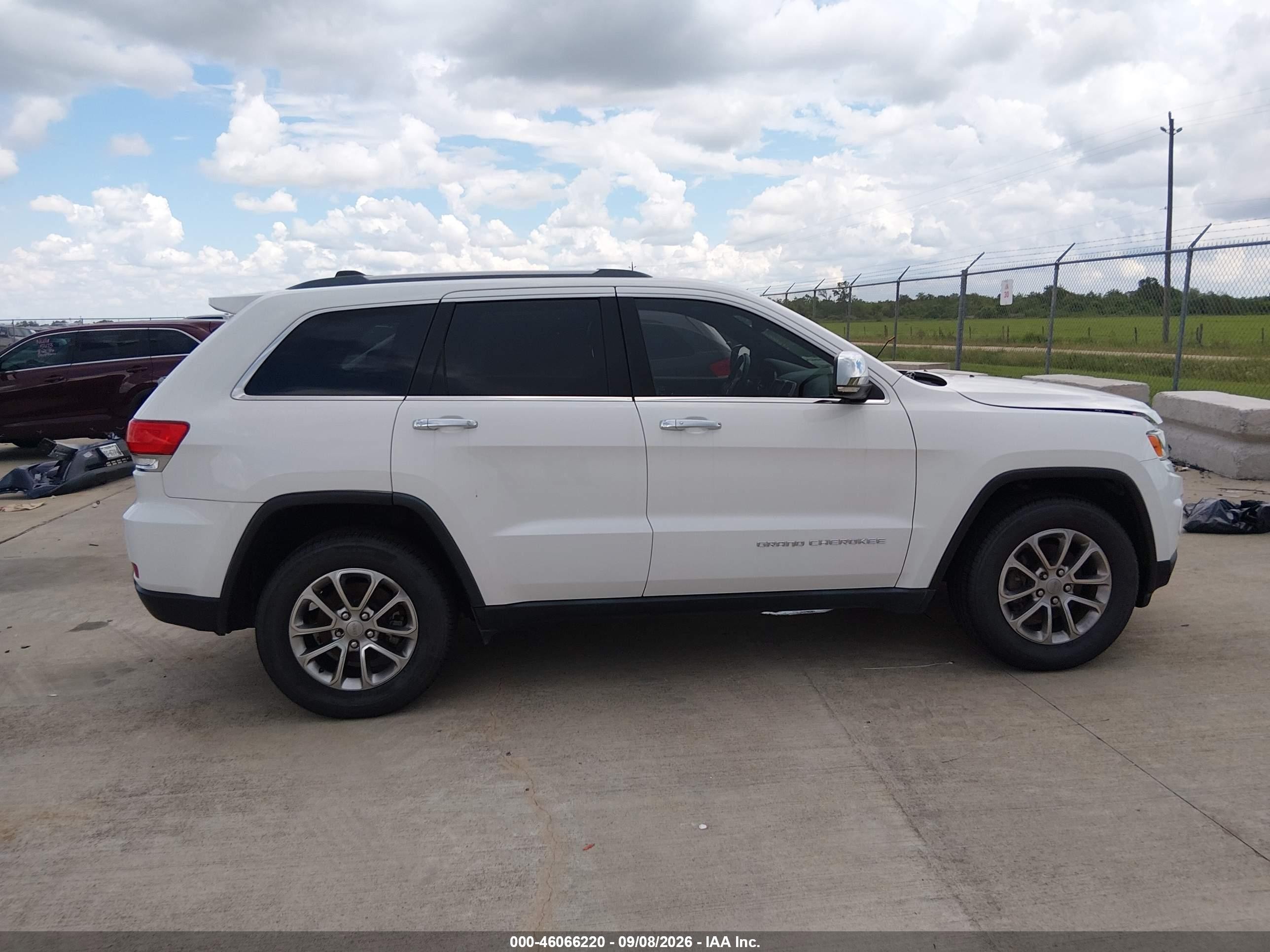 2015 Jeep Grand Cherokee Limited White vin: 1C4RJEBG8FC118817