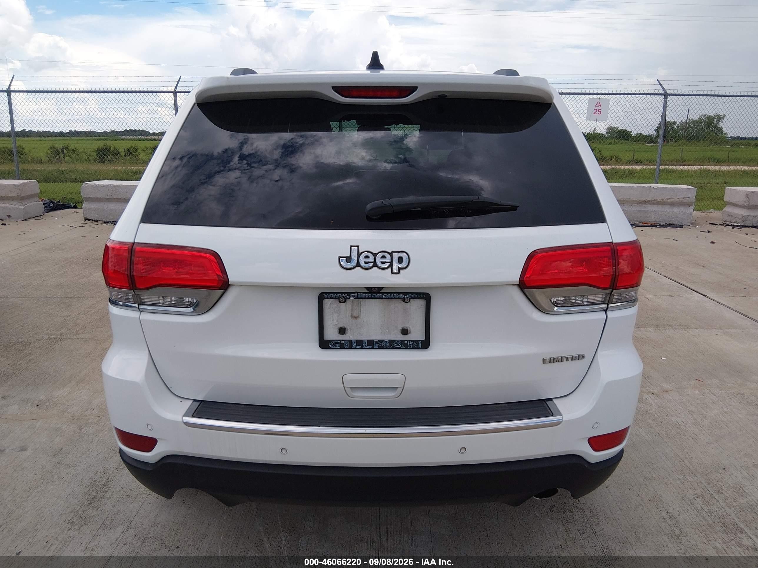2015 Jeep Grand Cherokee Limited White vin: 1C4RJEBG8FC118817
