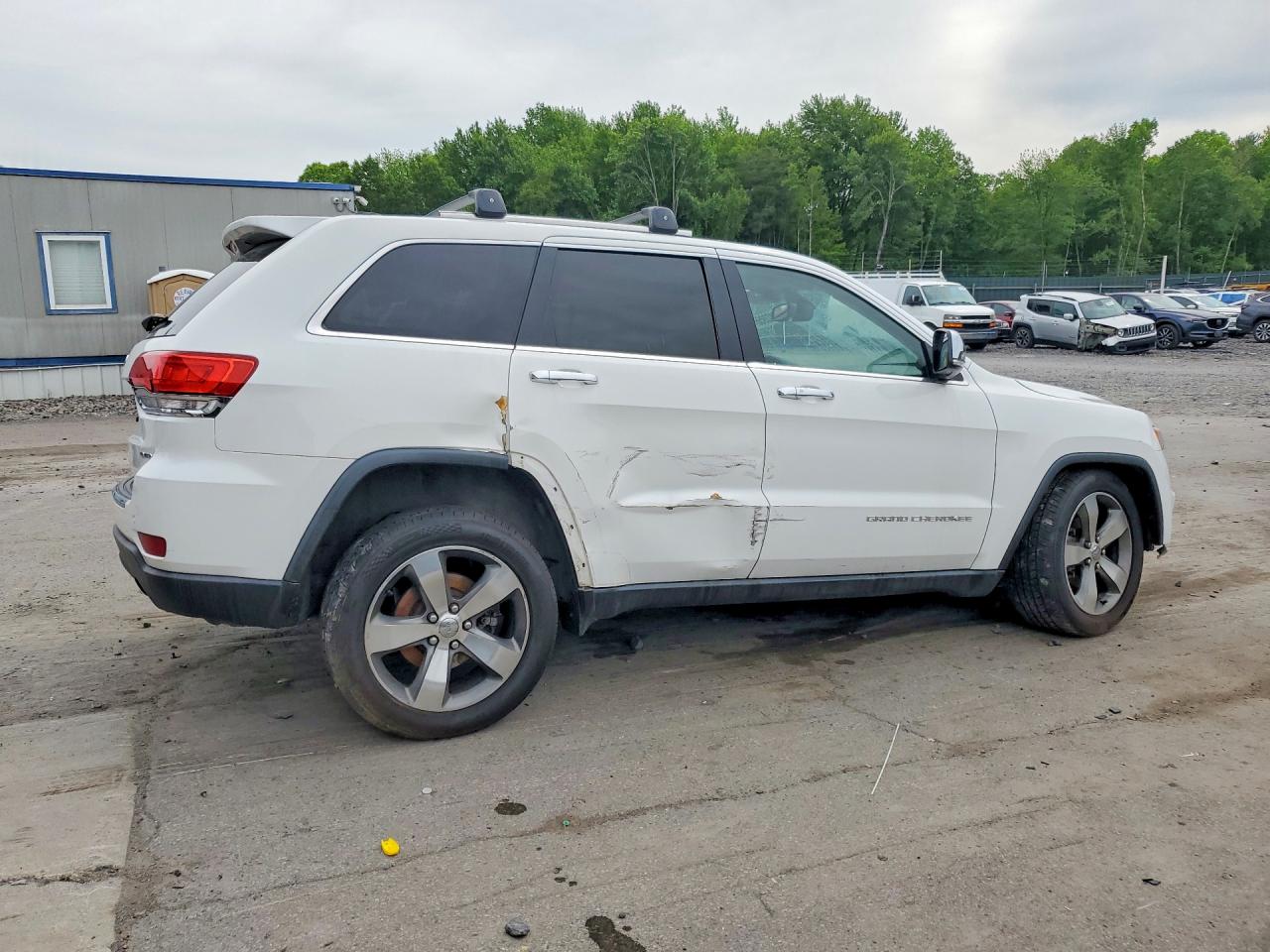 2015 Jeep Grand Cherokee Limited White vin: 1C4RJEBG8FC646972