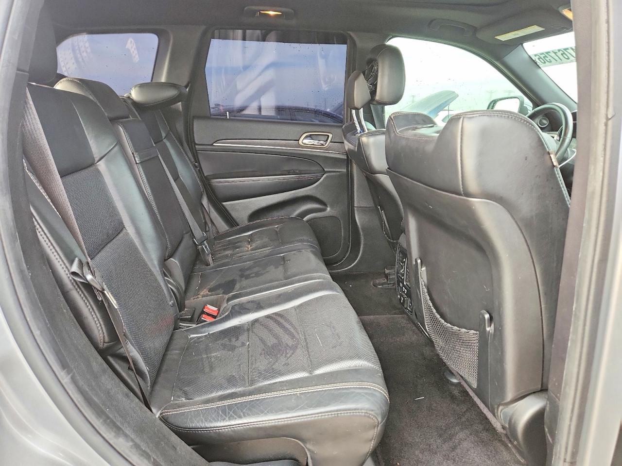 2015 Jeep Grand Cherokee Limited Silver vin: 1C4RJEBG8FC668132