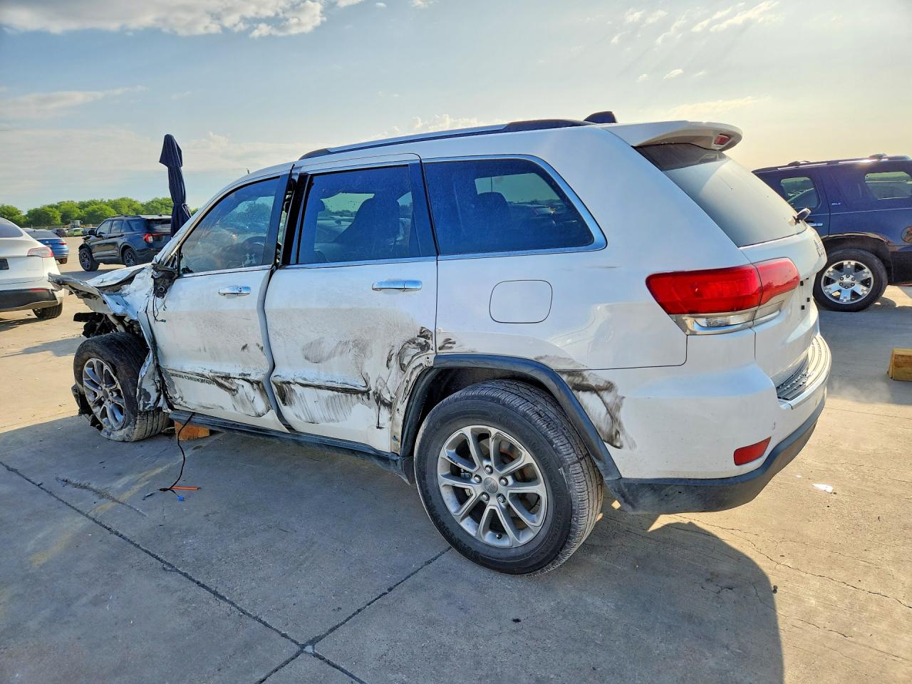 2015 Jeep Grand Cherokee Limited White vin: 1C4RJEBG9FC856822
