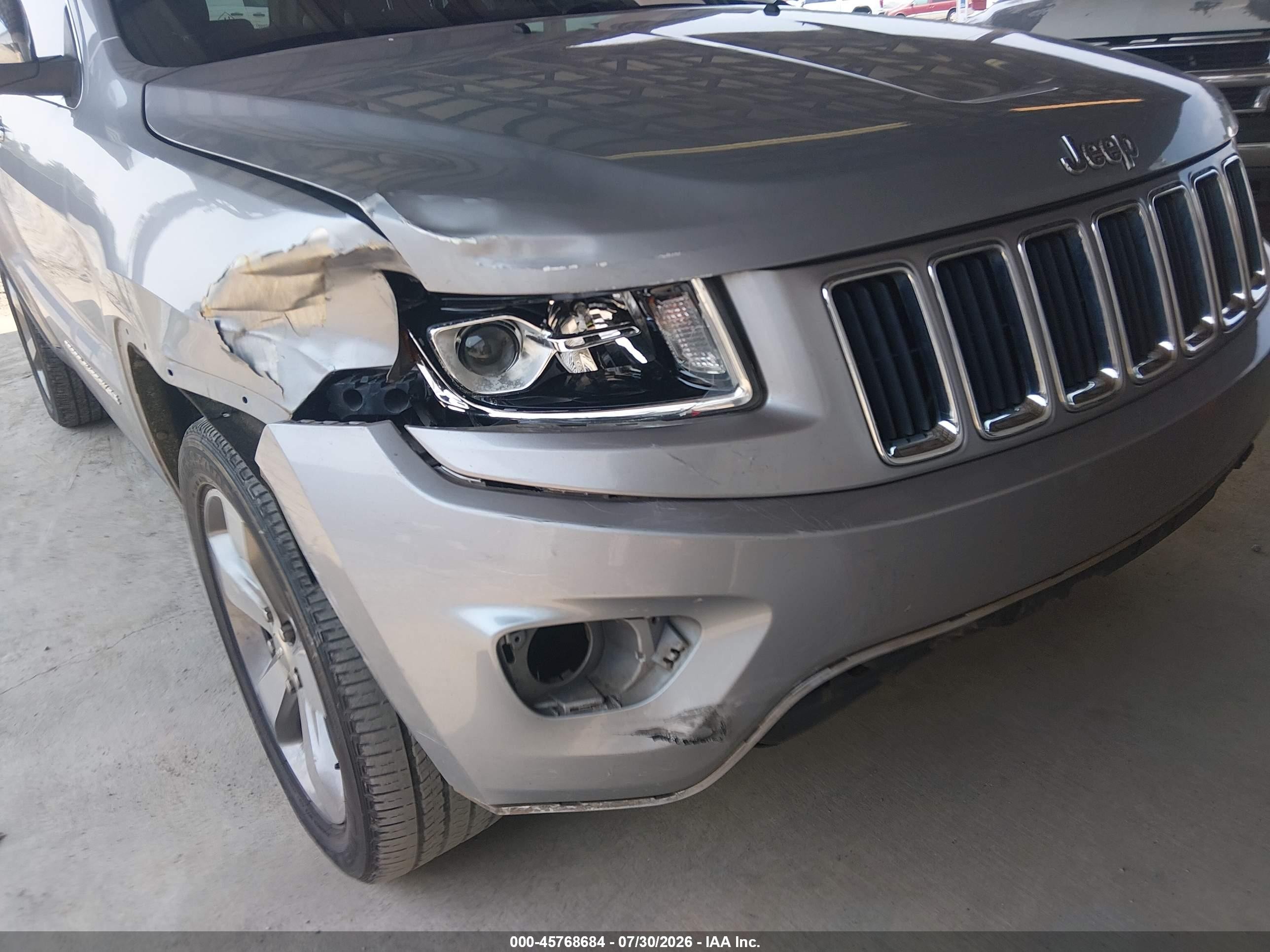 2014 Jeep Grand Cherokee Limited Silver vin: 1C4RJEBGXEC151137
