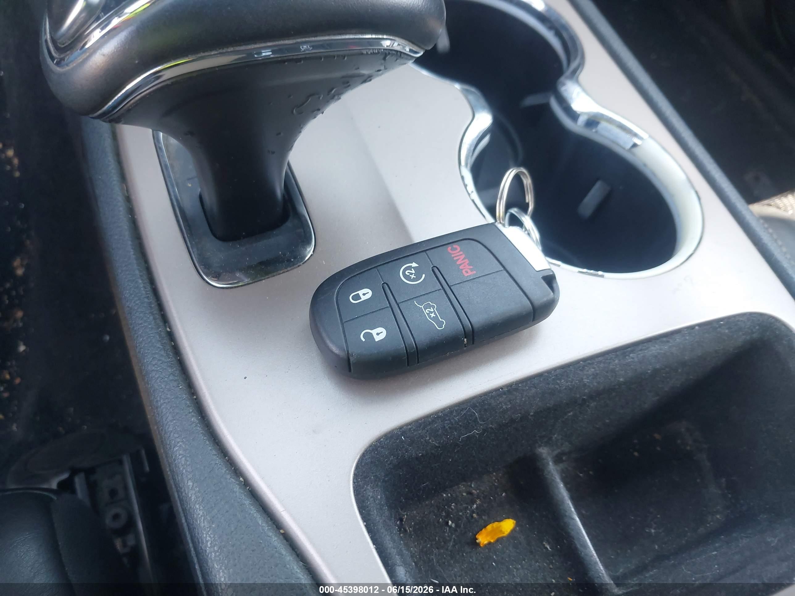 2014 Jeep Grand Cherokee Limited Silver vin: 1C4RJEBGXEC192514
