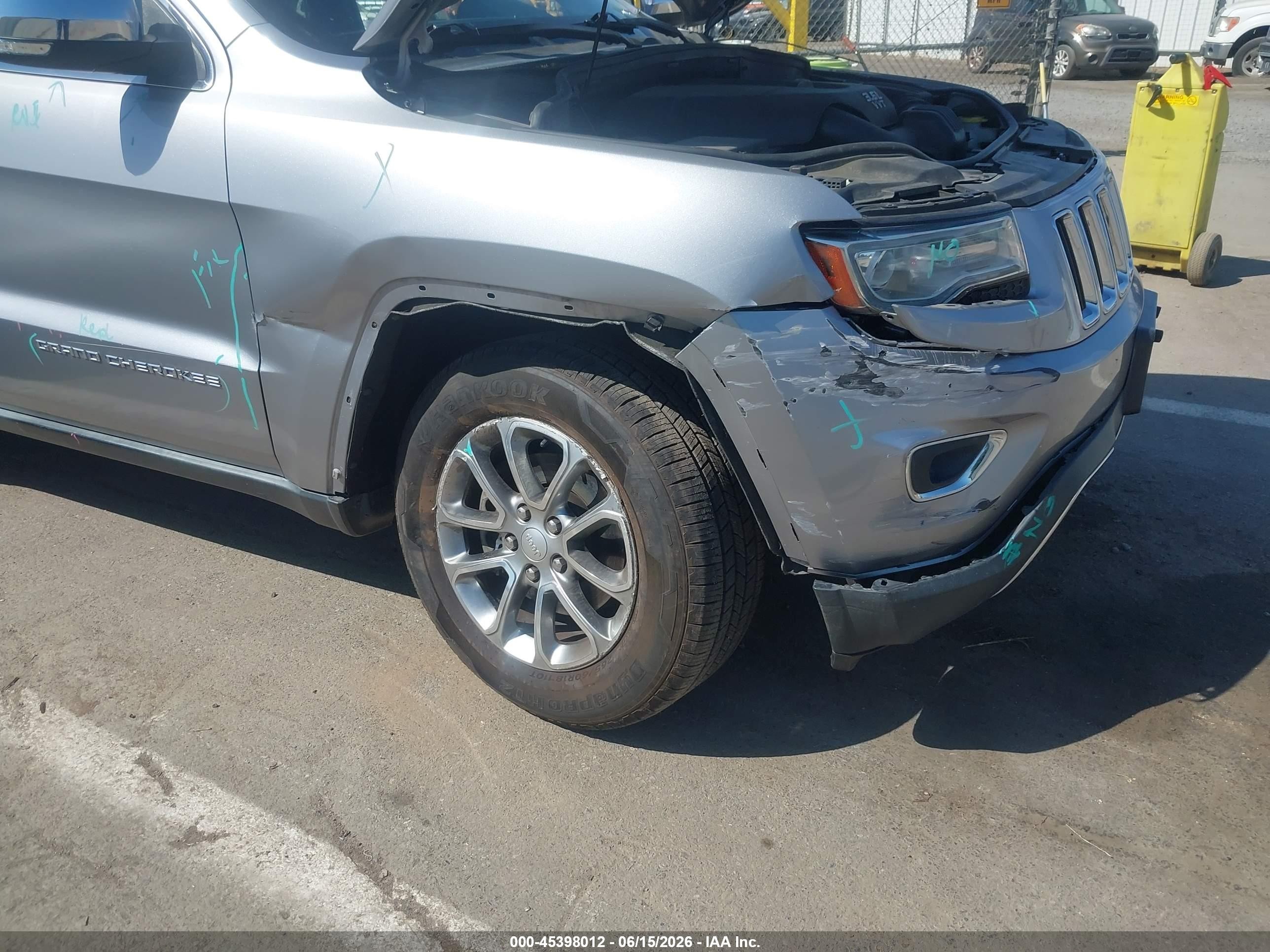2014 Jeep Grand Cherokee Limited Silver vin: 1C4RJEBGXEC192514
