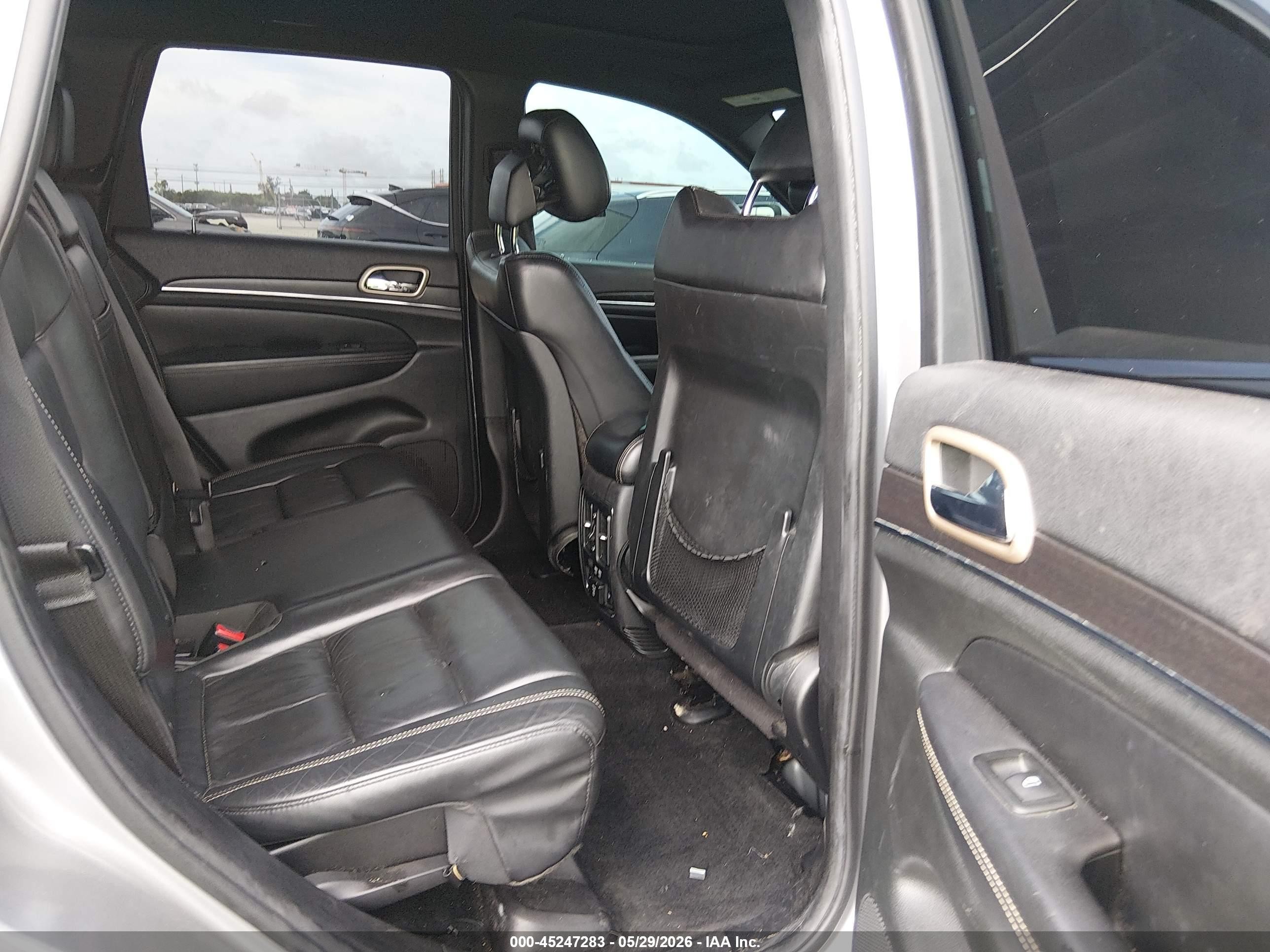 2014 Jeep Grand Cherokee Limited Silver vin: 1C4RJEBGXEC234857