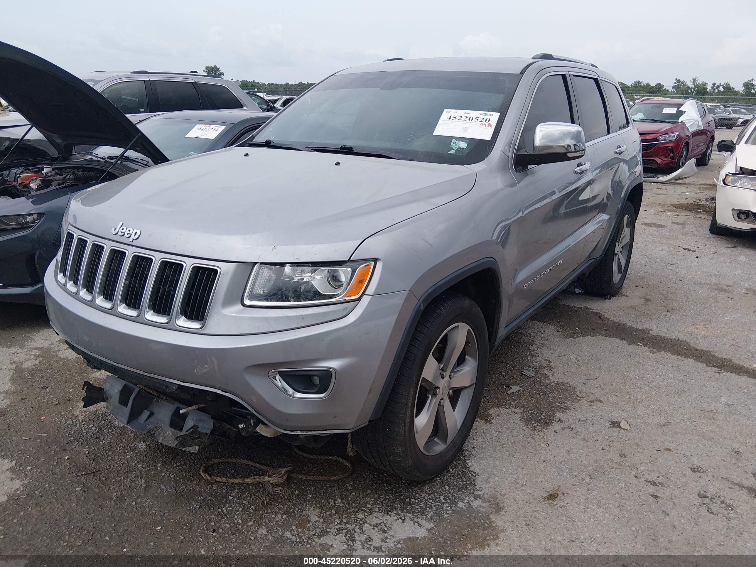 2015 Jeep Grand Cherokee Limited Silver vin: 1C4RJEBGXFC185225