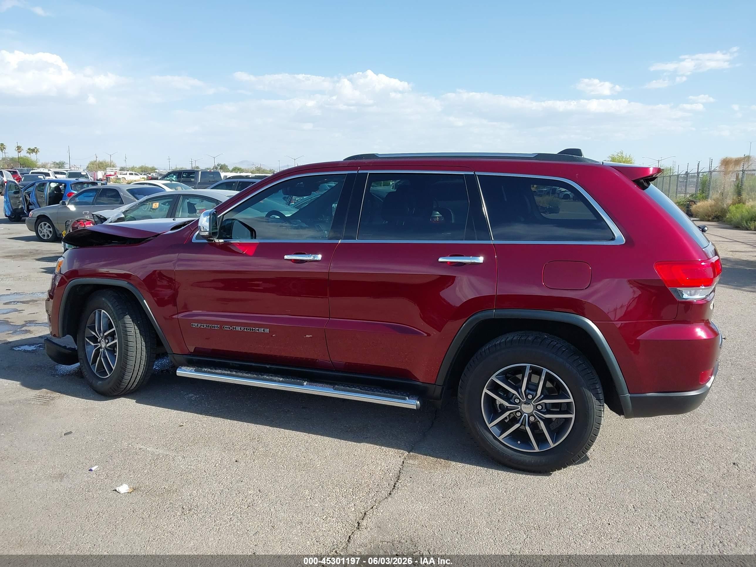 2017 Jeep Grand Cherokee Limited 4x2 Бордовый vin: 1C4RJEBGXHC674937
