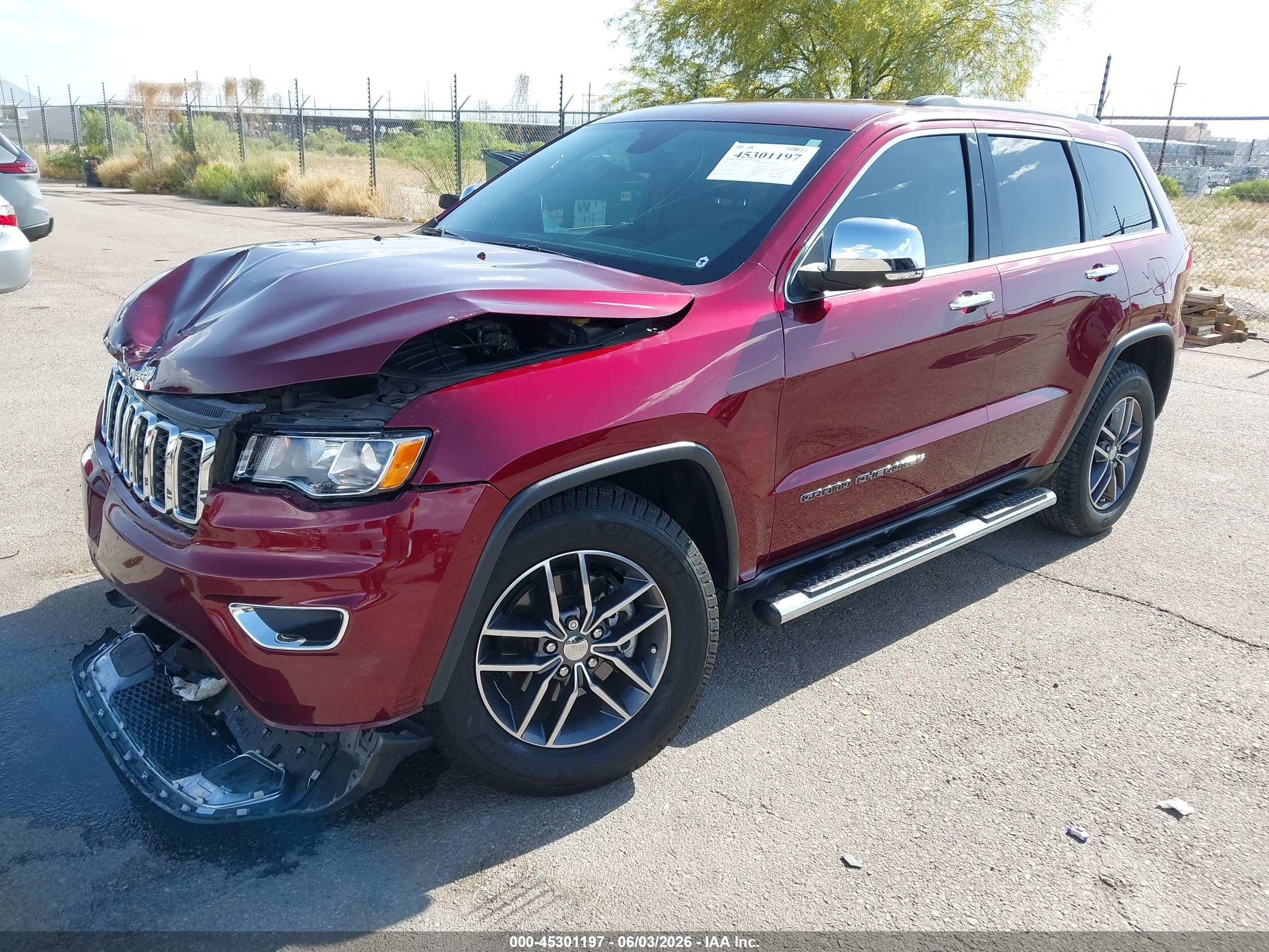 2017 Jeep Grand Cherokee Limited 4x2 Бордовый vin: 1C4RJEBGXHC674937