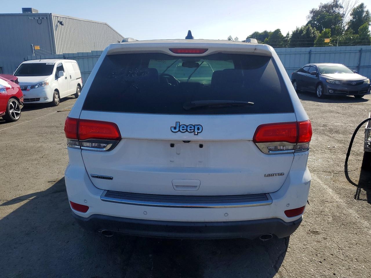 2015 Jeep Grand Cherokee Limited White vin: 1C4RJEBM3FC620320