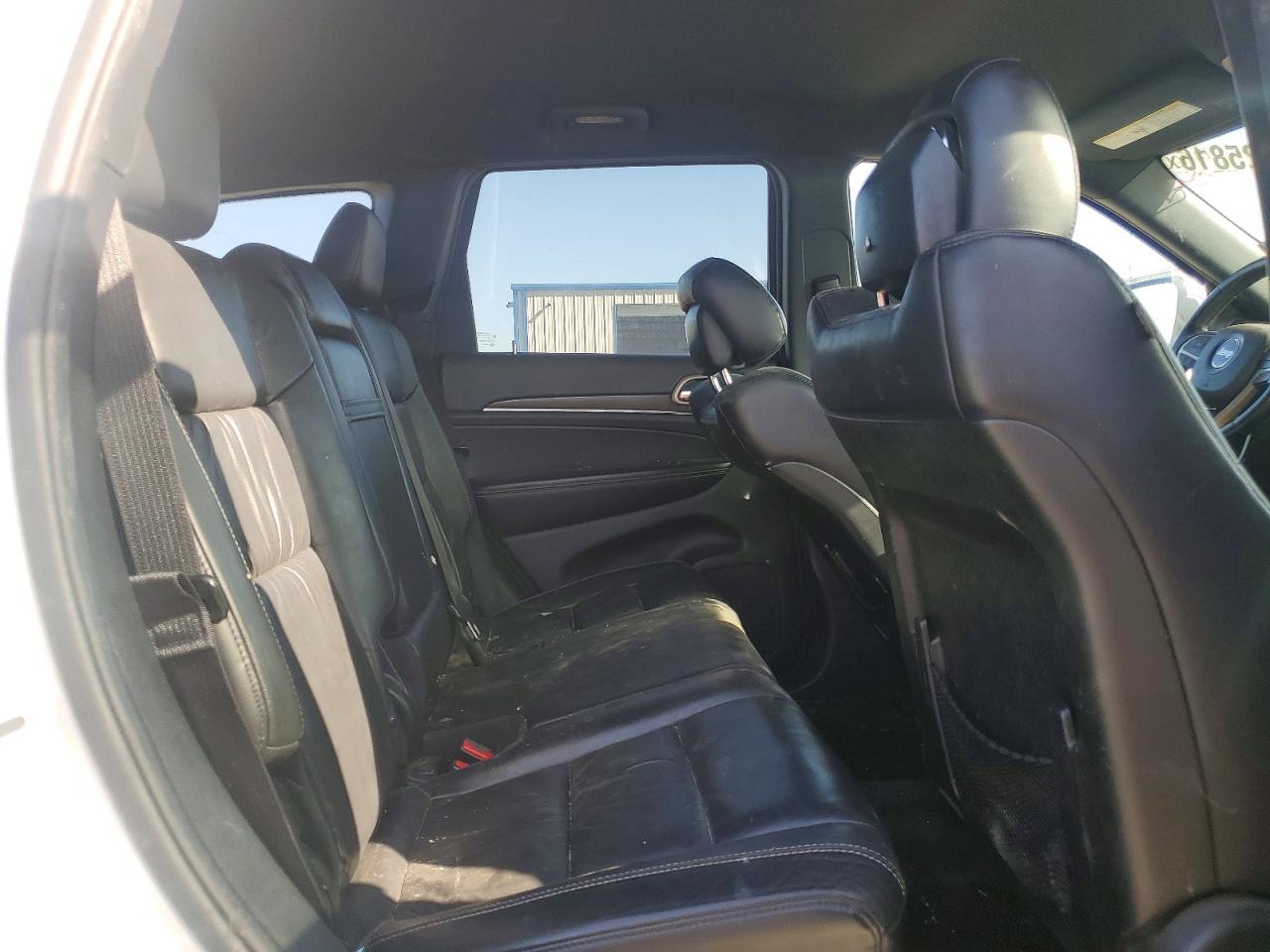 2015 Jeep Grand Cherokee Limited White vin: 1C4RJEBM3FC620320