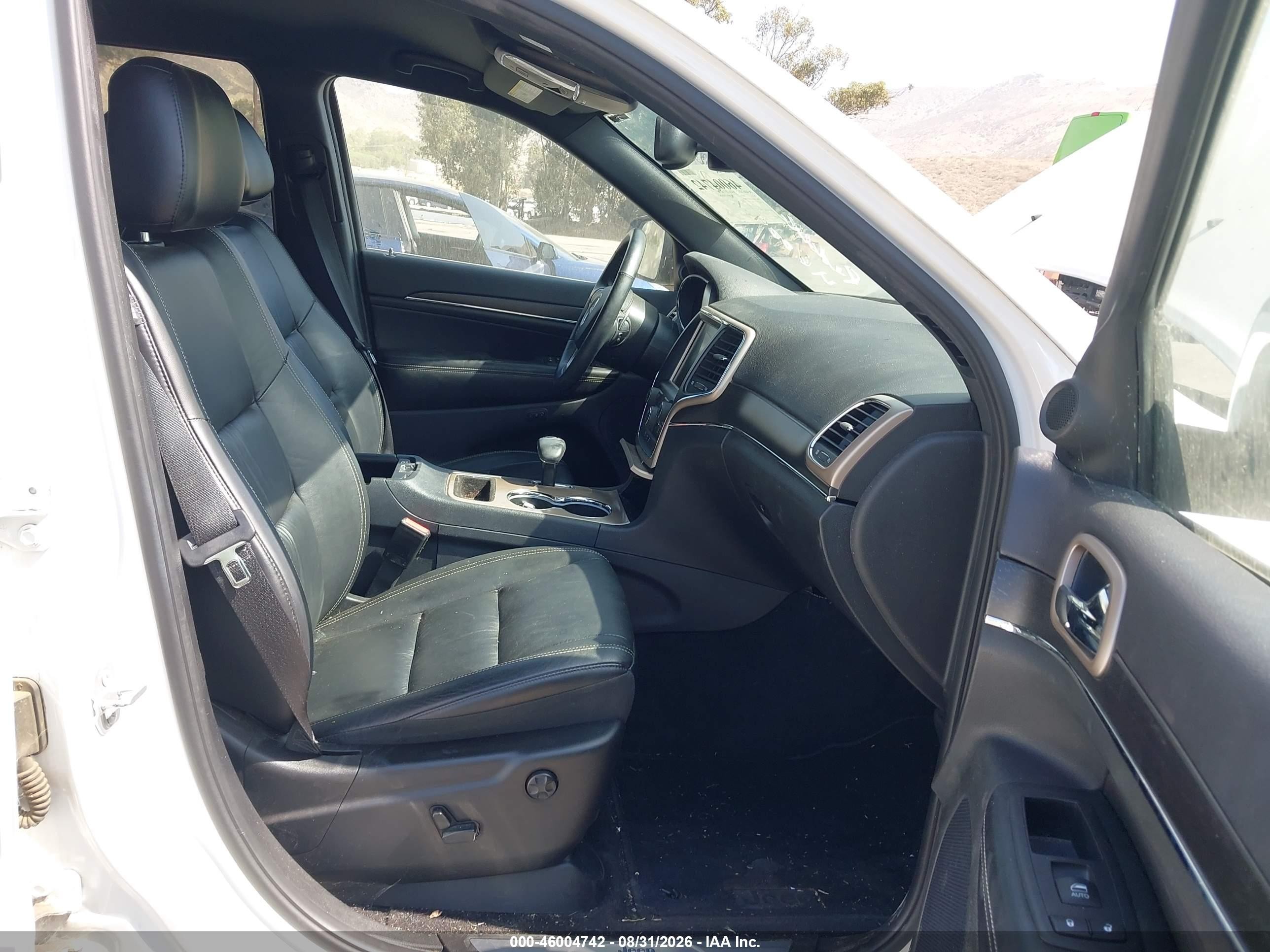 2015 Jeep Grand Cherokee Limited Белый vin: 1C4RJEBM3FC944738