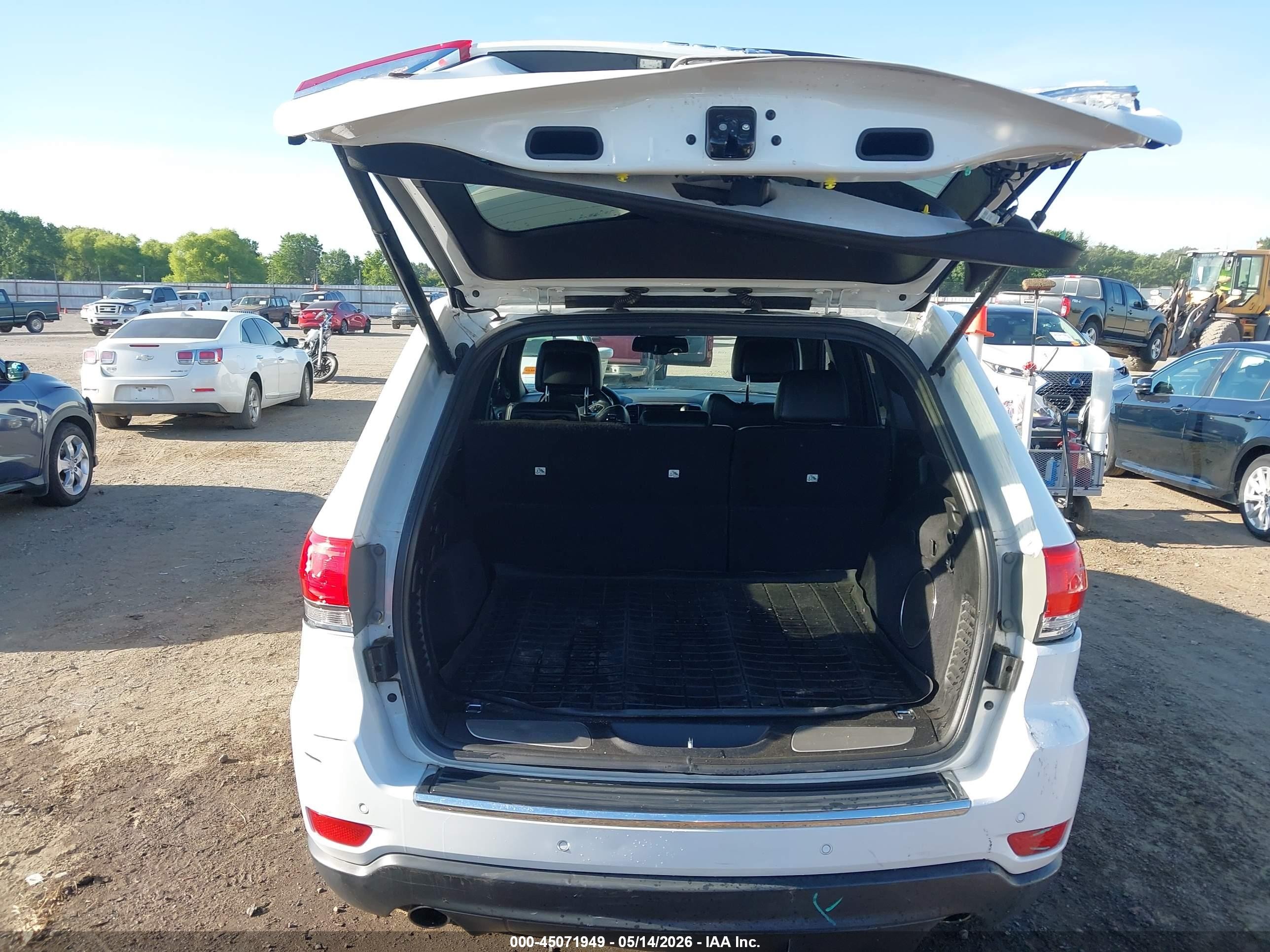 2014 Jeep Grand Cherokee Limited White vin: 1C4RJEBT6EC141573