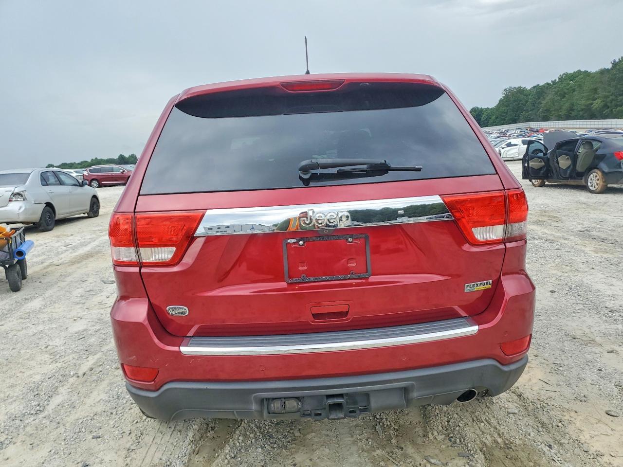 2012 Jeep Grand Cherokee Overland Красный vin: 1C4RJECG0CC360477