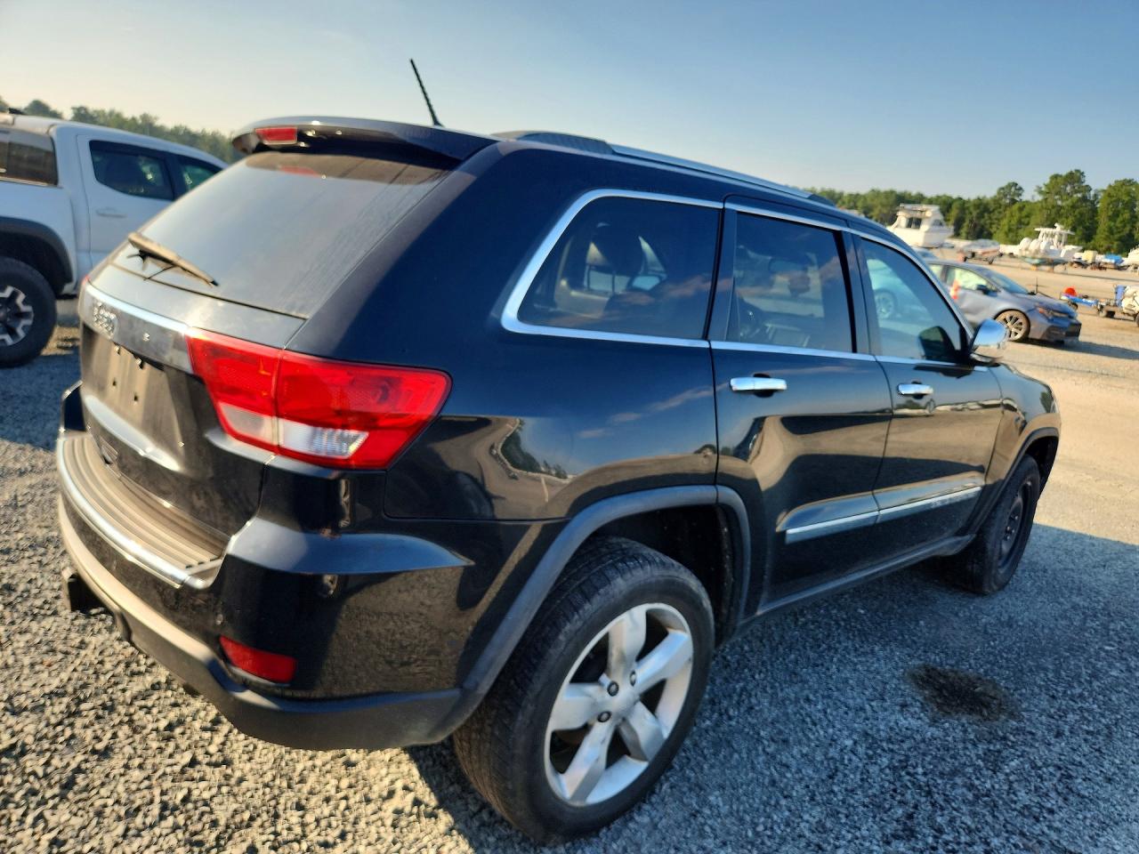 2013 Jeep Grand Cherokee Overland Black vin: 1C4RJECG0DC526725