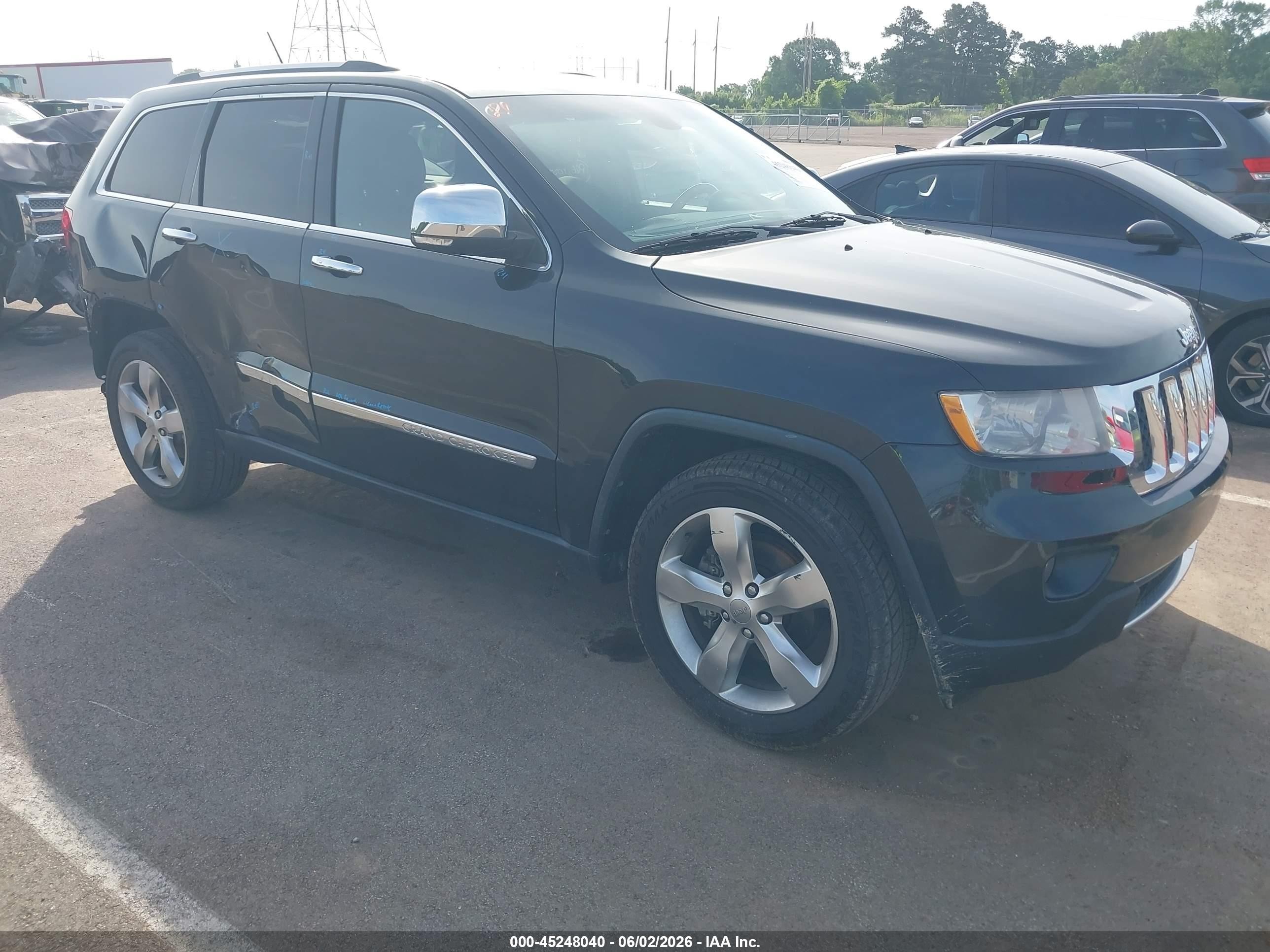 2013 Jeep Grand Cherokee Overland Black vin: 1C4RJECG0DC588447