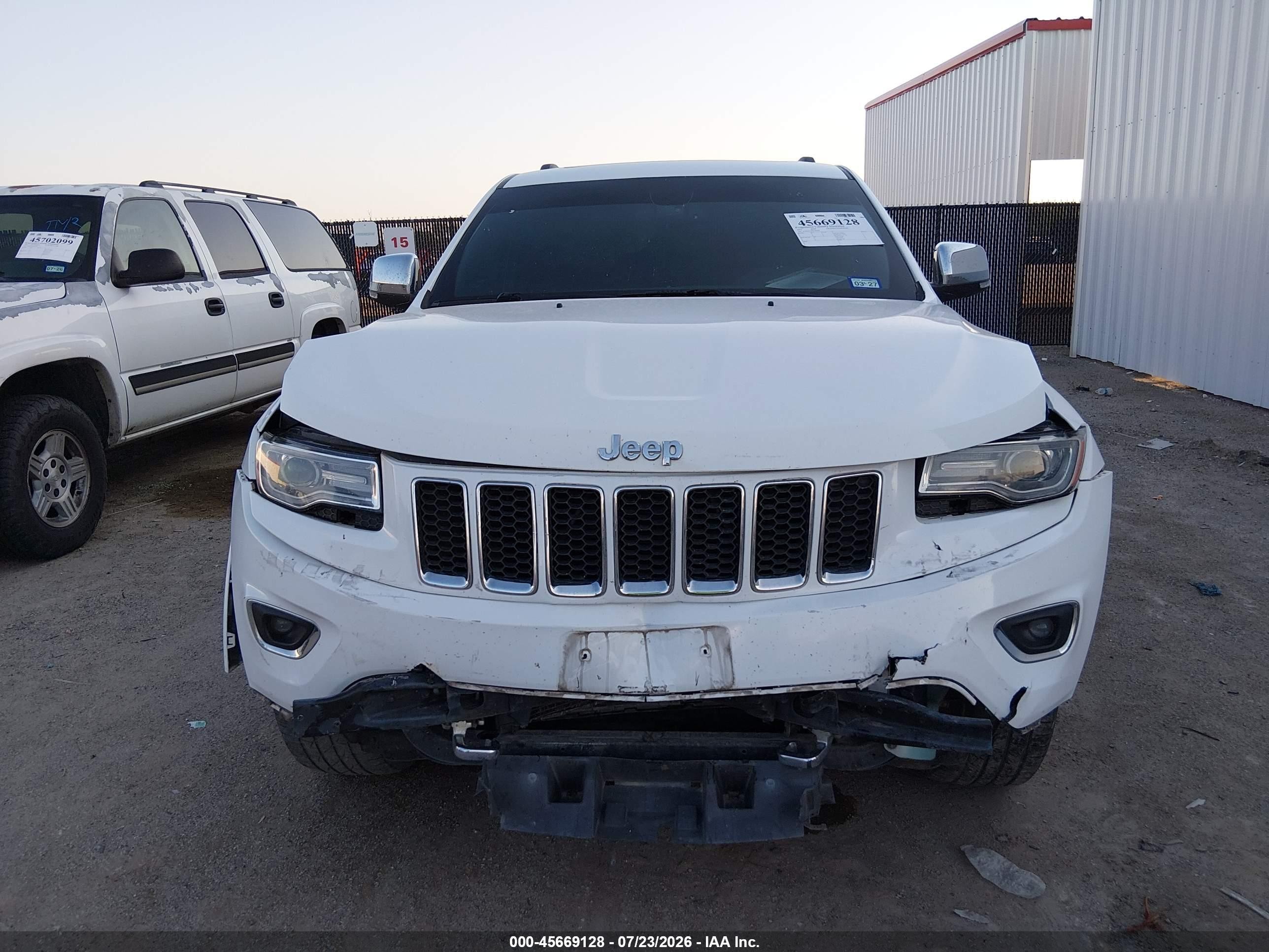 2014 Jeep Grand Cherokee Overland White vin: 1C4RJECG0EC364290