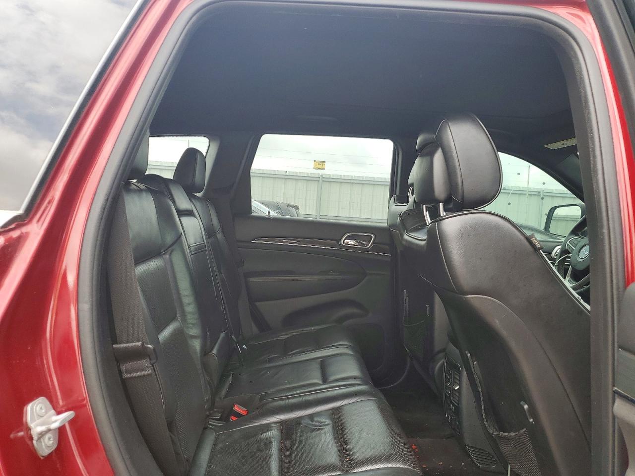 2015 Jeep Grand Cherokee Overland Red vin: 1C4RJECG0FC220630