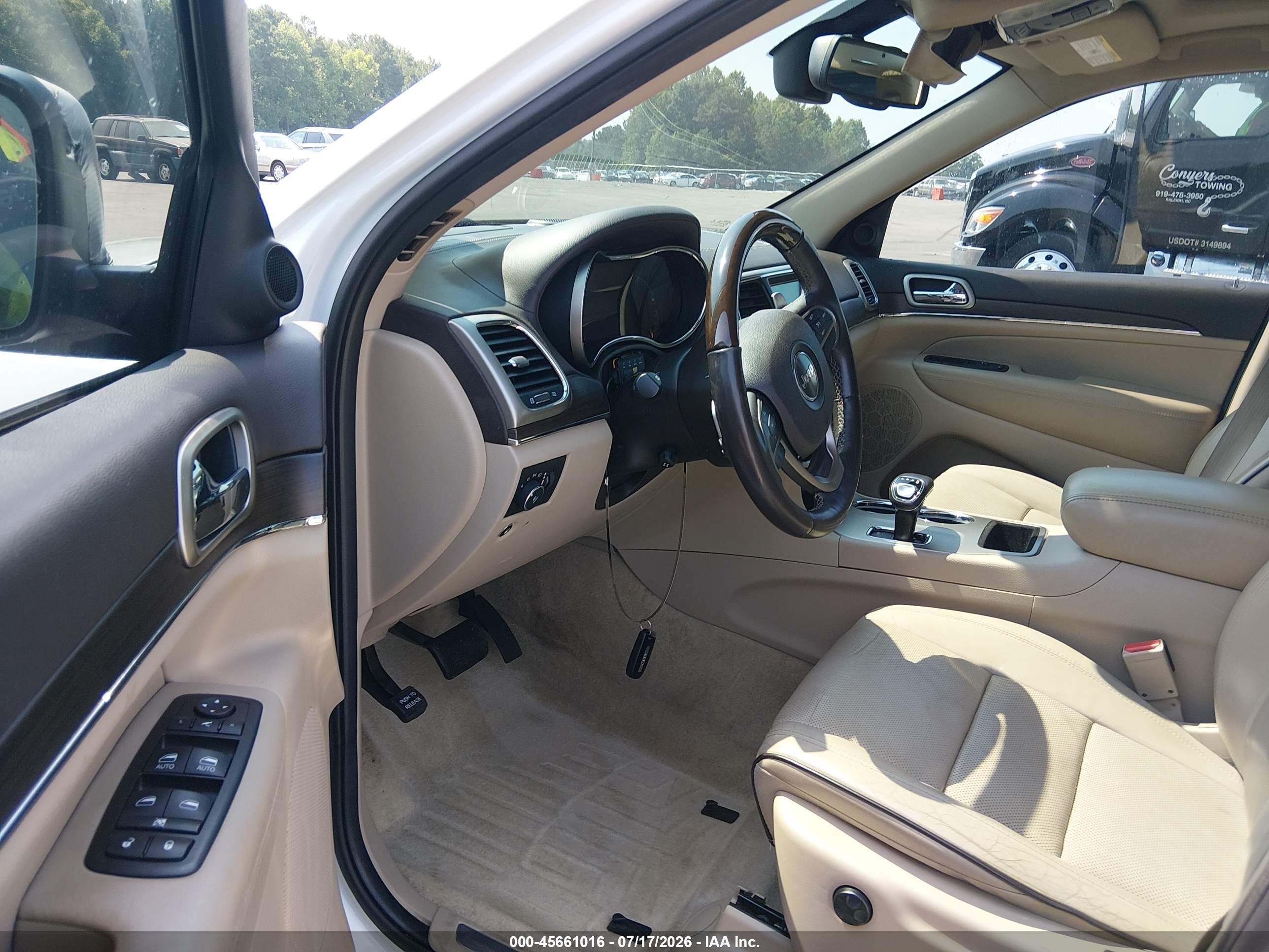 2015 Jeep Grand Cherokee Overland Белый vin: 1C4RJECG0FC654224