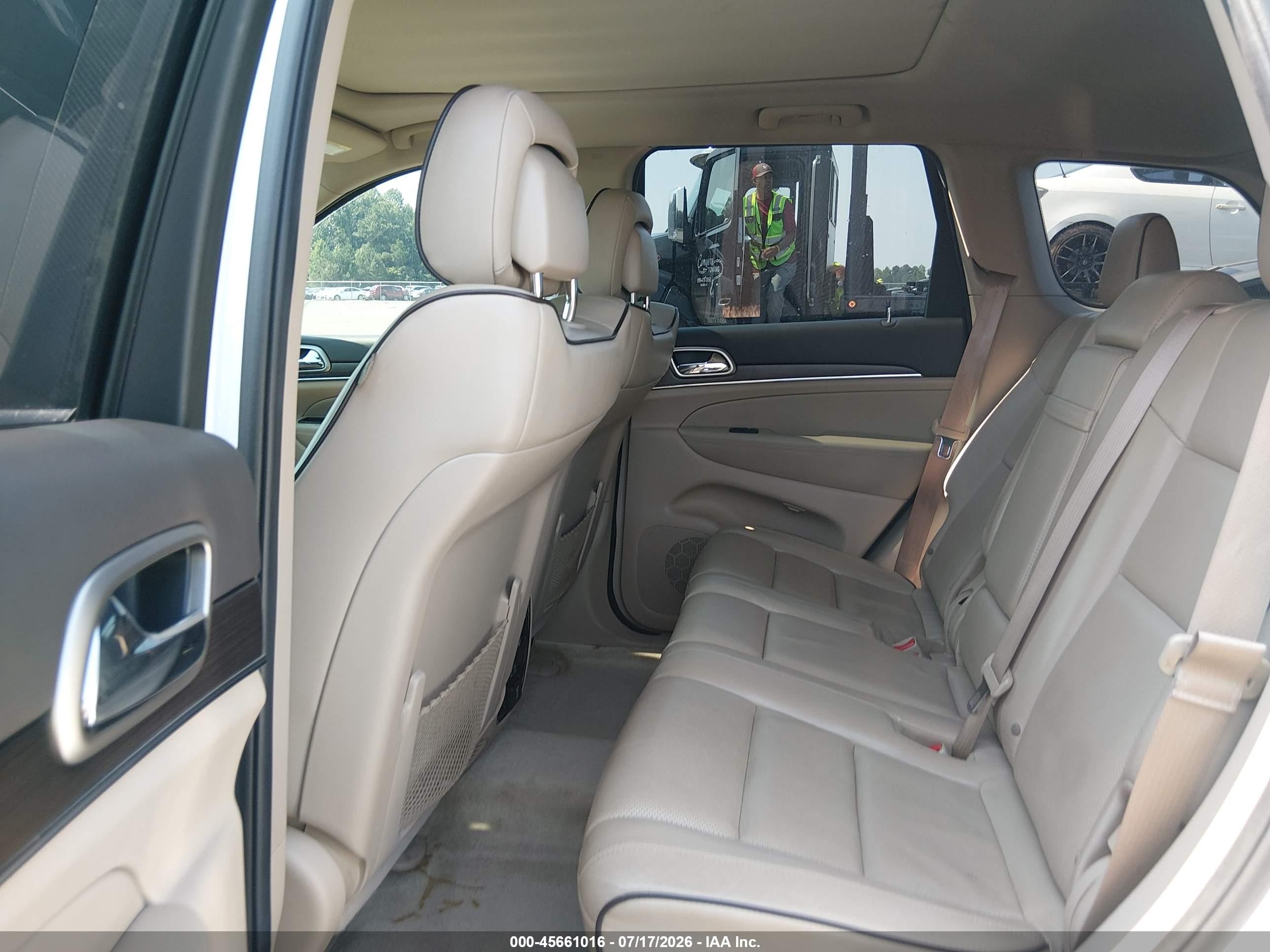 2015 Jeep Grand Cherokee Overland Белый vin: 1C4RJECG0FC654224