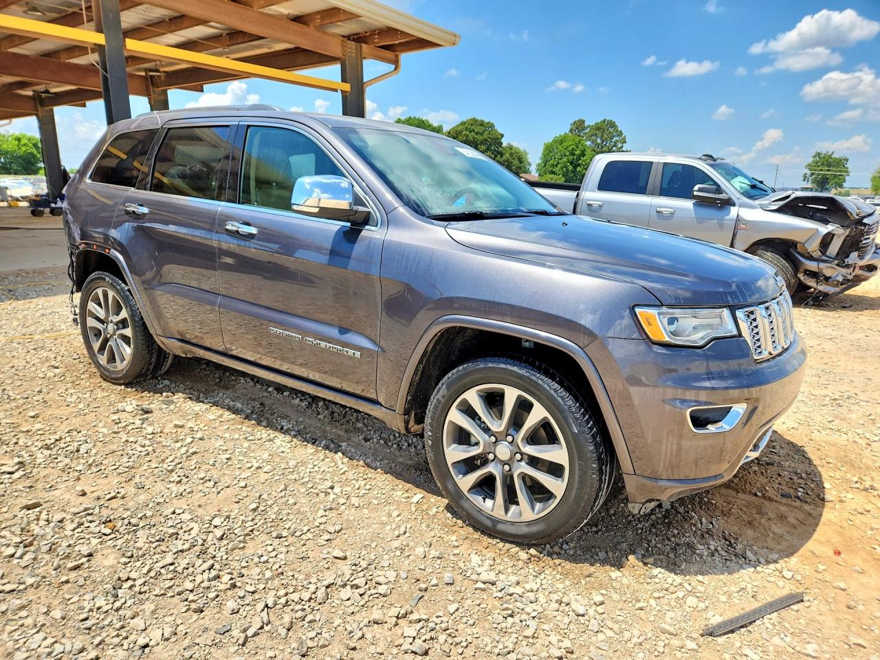 2017 Jeep Grand Cherokee Overland Gray vin: 1C4RJECG0HC804626