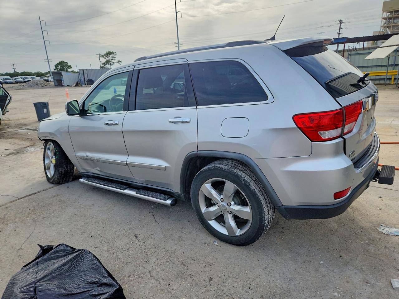 2012 Jeep Grand Cherokee Overland Серебряный vin: 1C4RJECG1CC190257