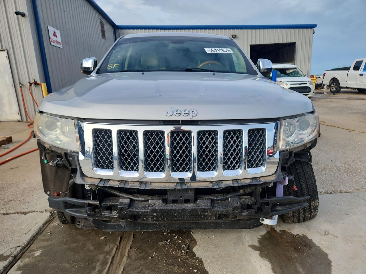 2012 Jeep Grand Cherokee Overland Серебряный vin: 1C4RJECG1CC190257